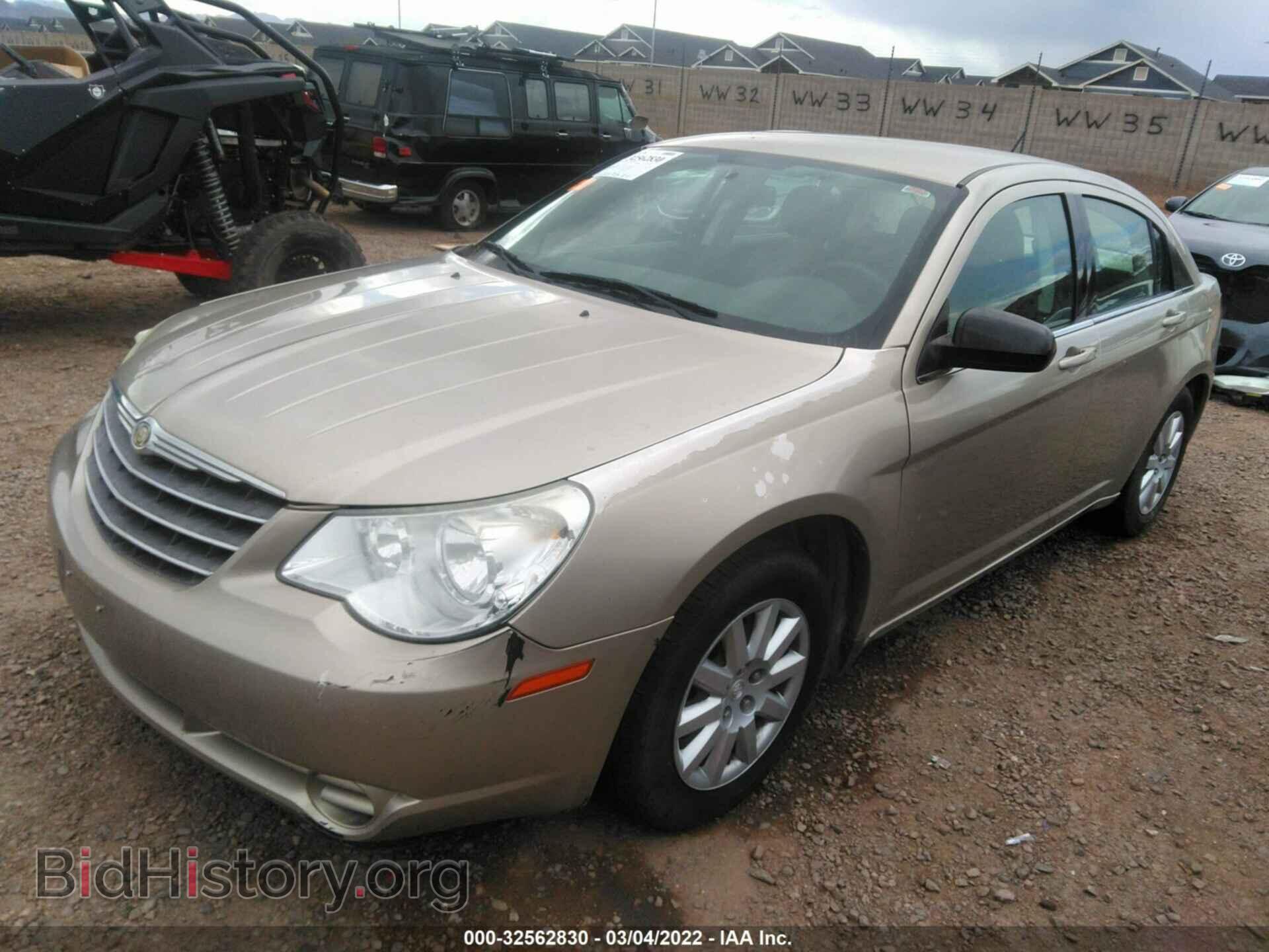 2009 CHRYSLER SEBRING - VIN: 1C3LC46B29N513534 - Фото 2