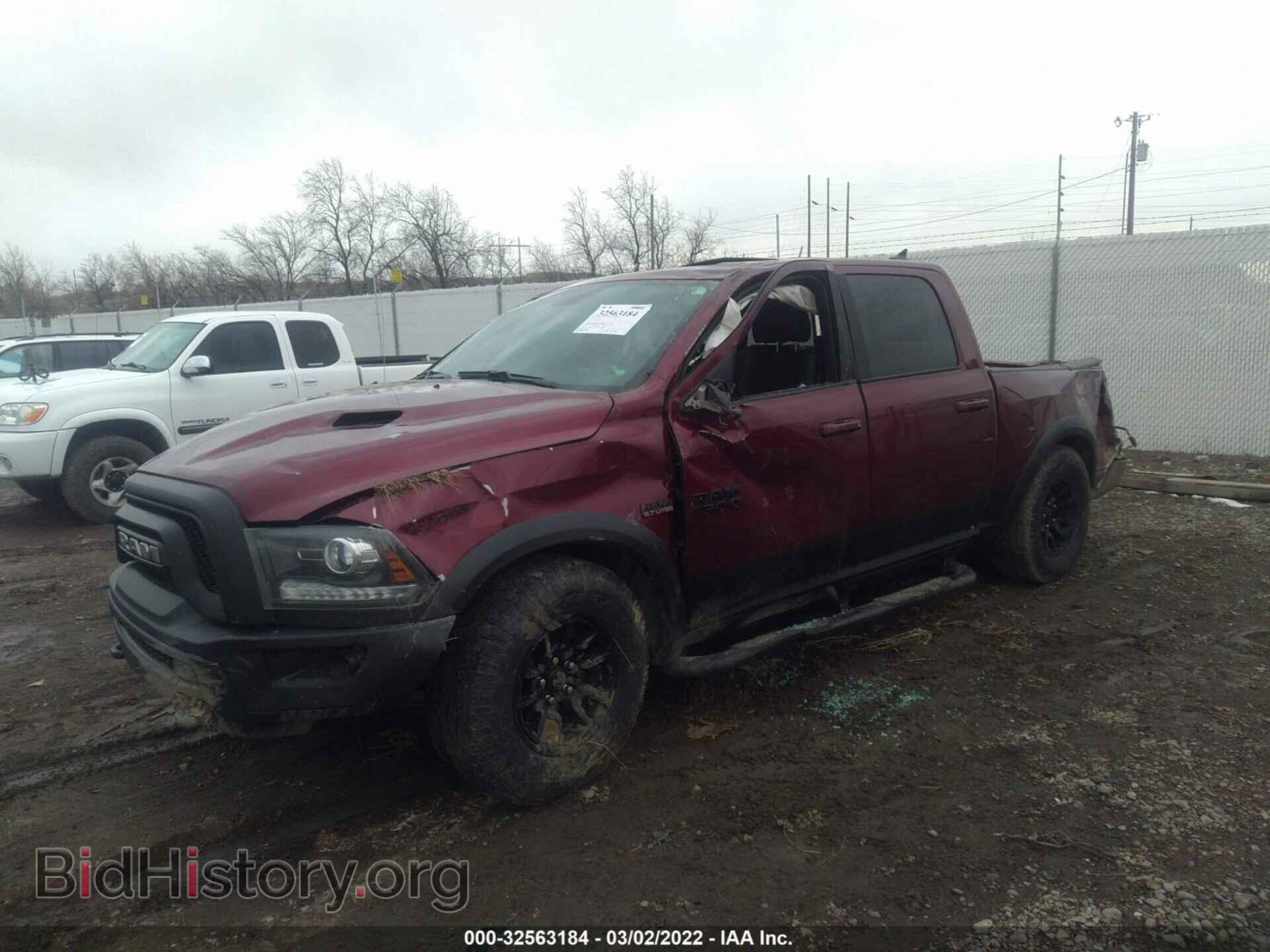 2018 RAM 1500 - VIN: 1C6RR7YT2JS116298 - Фото 2