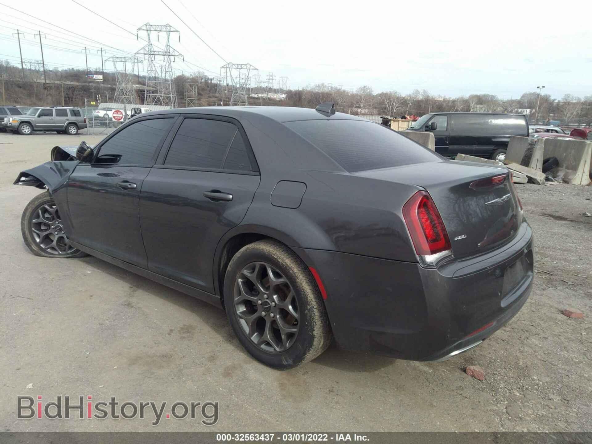 2015 CHRYSLER 300 - VIN: 2C3CCAGG3FH932392 - Фото 3