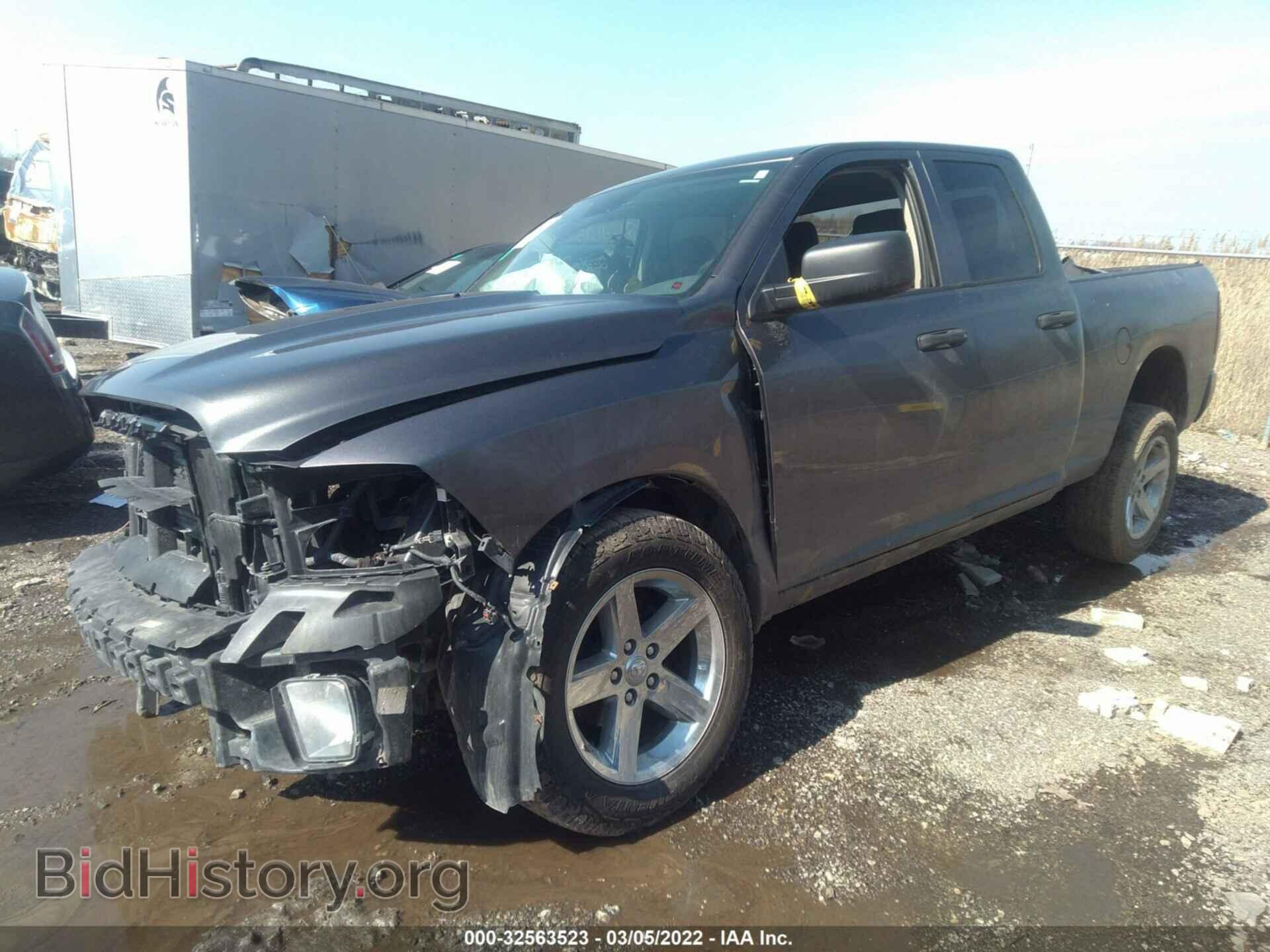 2018 RAM 1500 - VIN: 1C6RR7FG7JS196414 - Photo 2