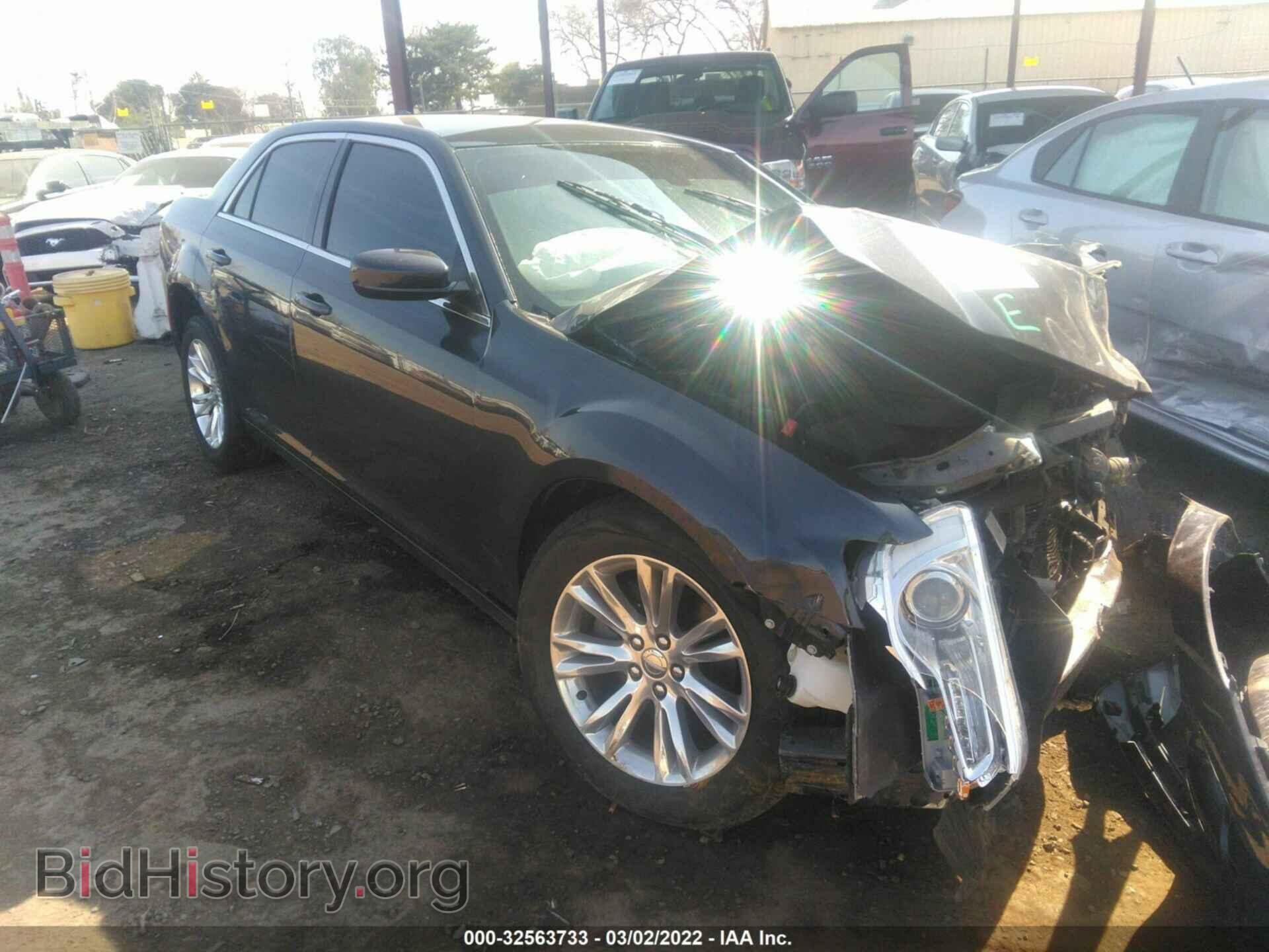 Фотография 2C3CCAAG0HH505926 - CHRYSLER 300 2017