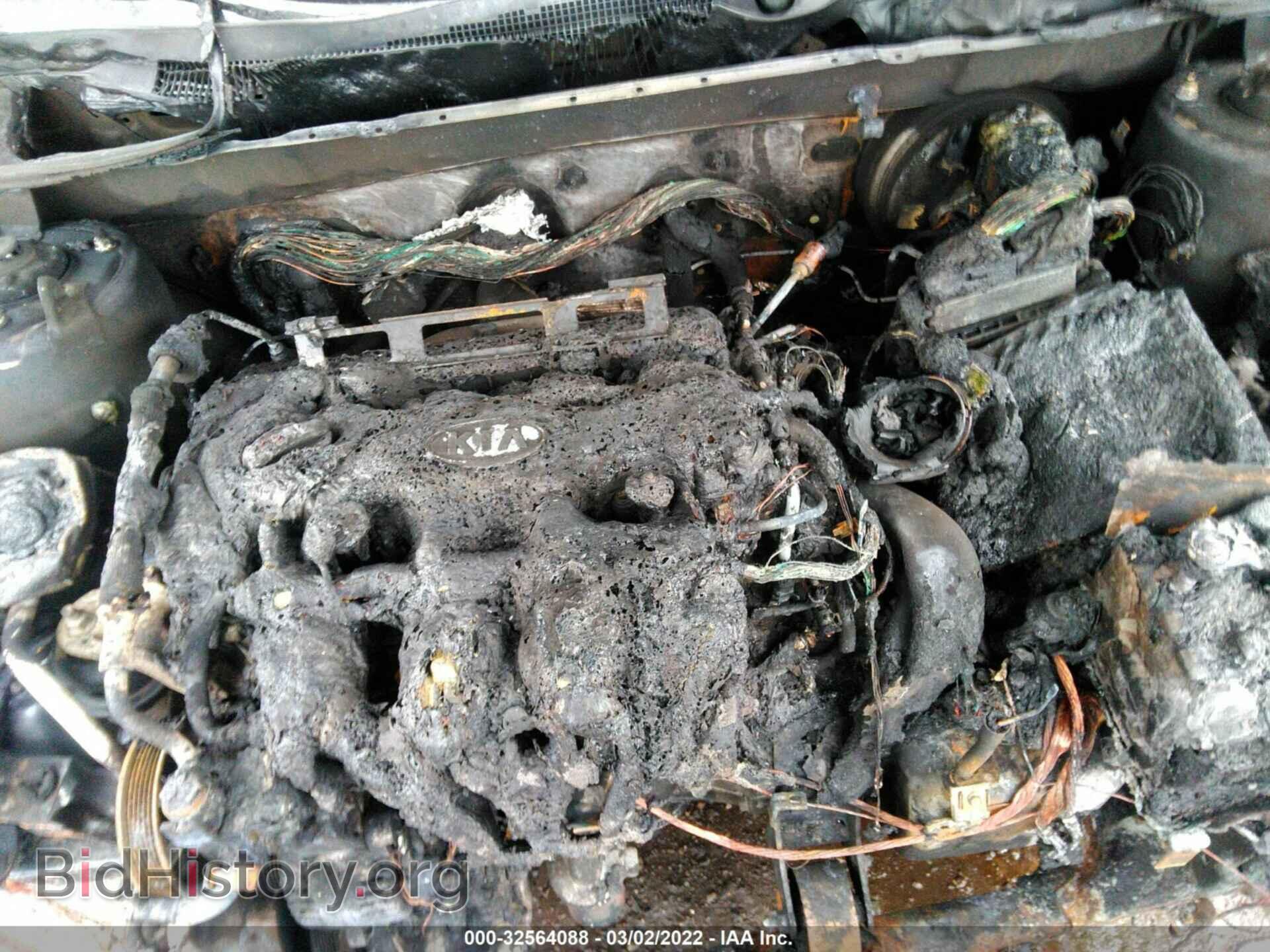 2008 KIA OPTIMA - VIN: KNAGE123985214834 - Фото 10