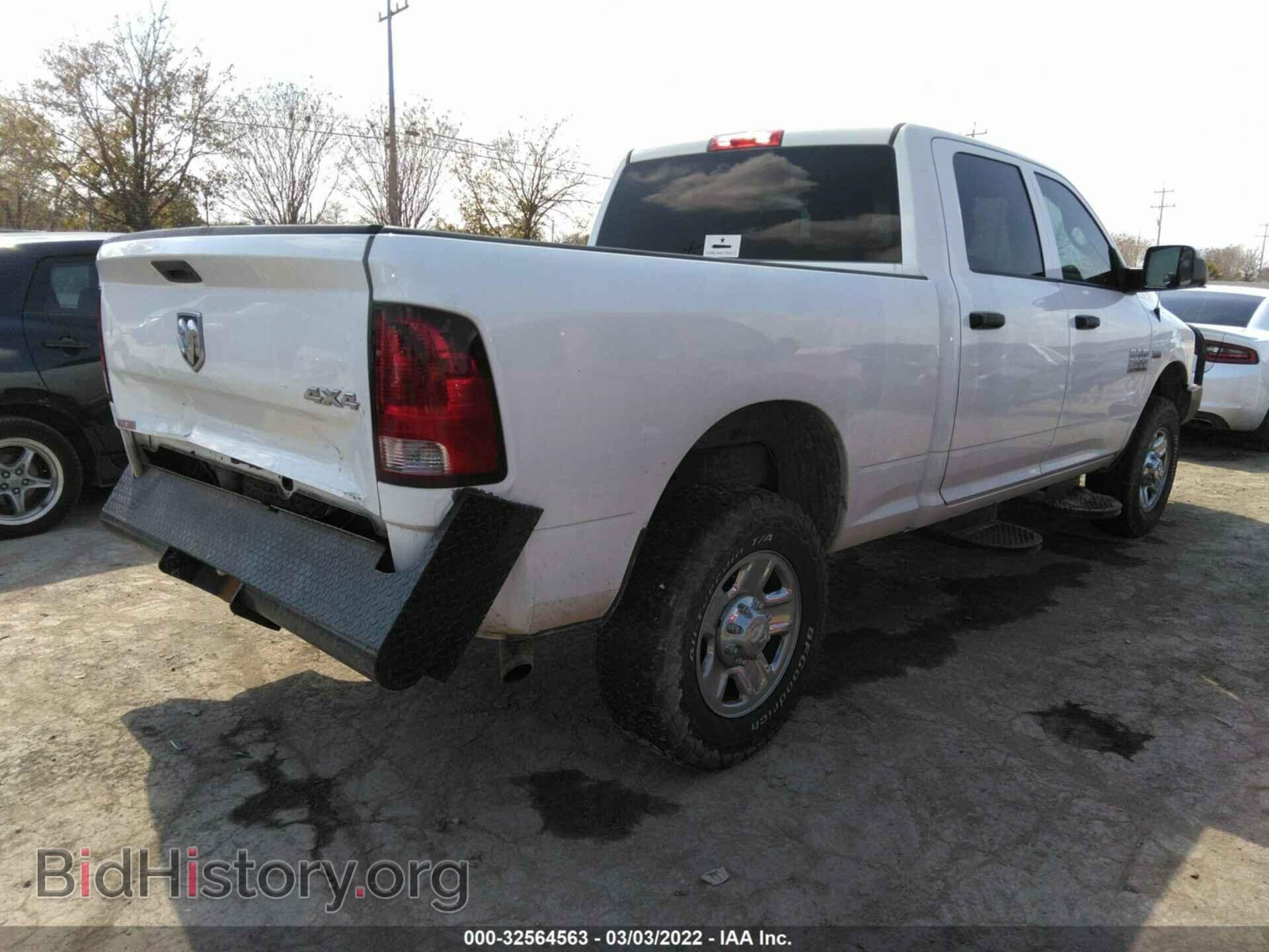 2017 RAM 2500 - VIN: 3C6TR5CT8HG694036 - Фото 4
