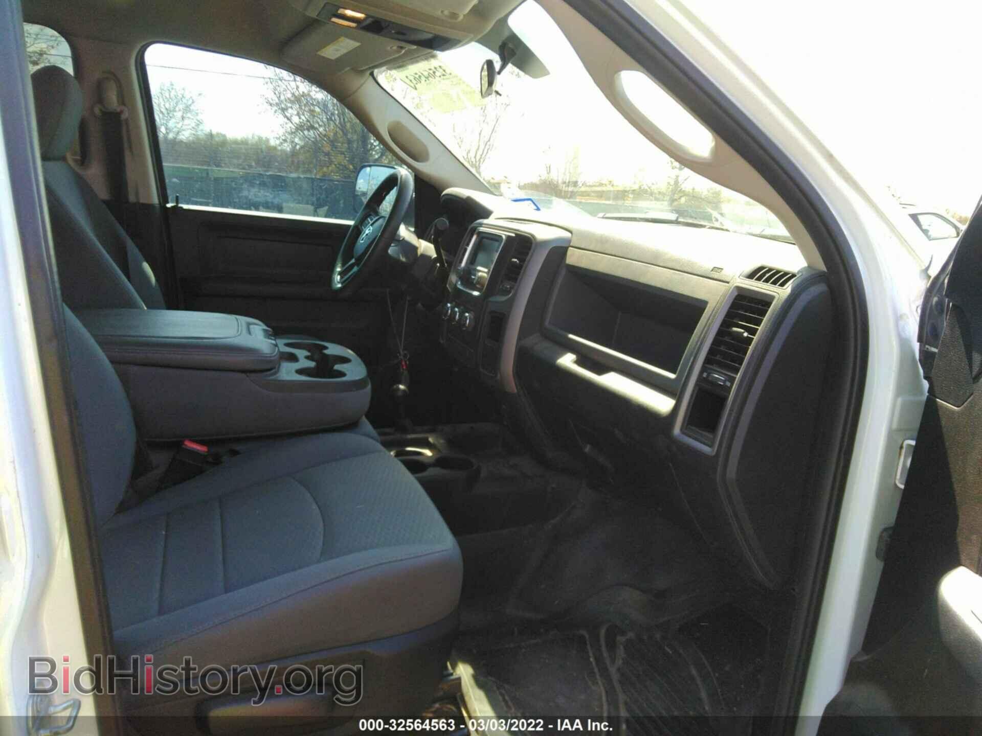 2017 RAM 2500 - VIN: 3C6TR5CT8HG694036 - Фото 5