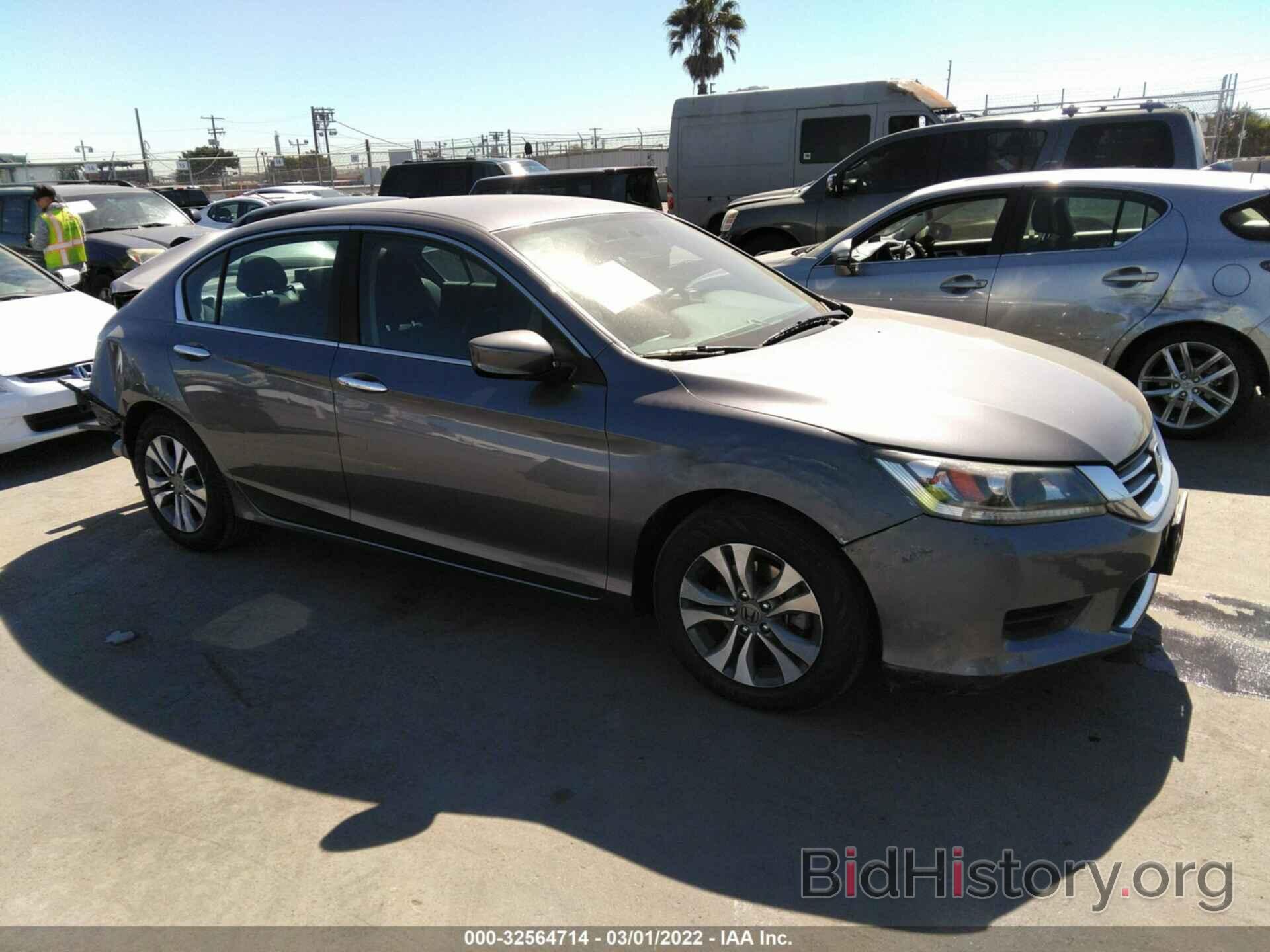 Photo 1HGCR2F32FA234564 - HONDA ACCORD SEDAN 2015