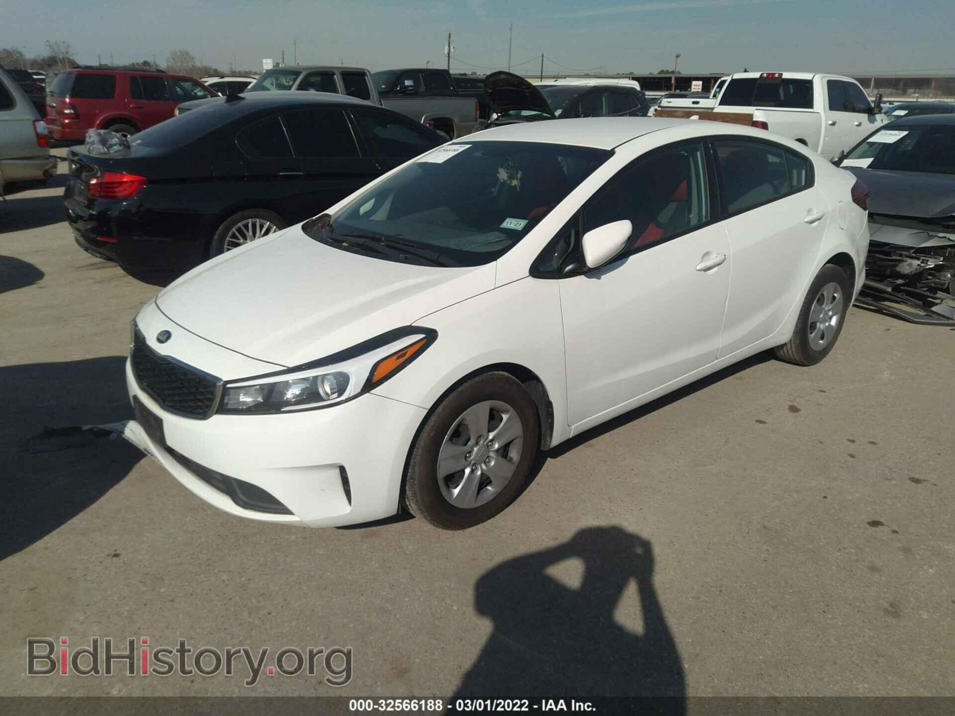 2017 KIA FORTE - VIN: 3KPFK4A75HE077327 - Фото 2