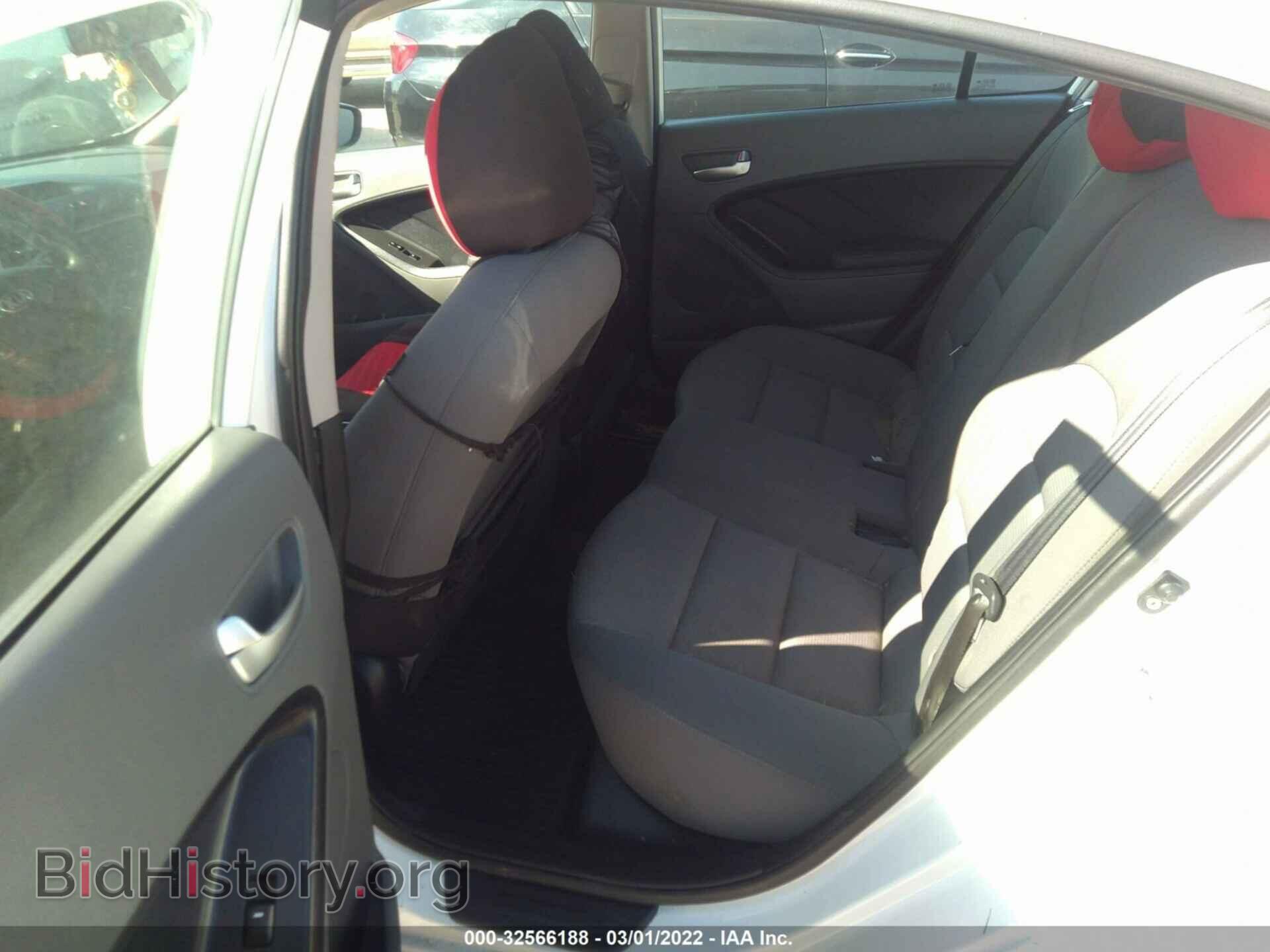 2017 KIA FORTE - VIN: 3KPFK4A75HE077327 - Фото 8