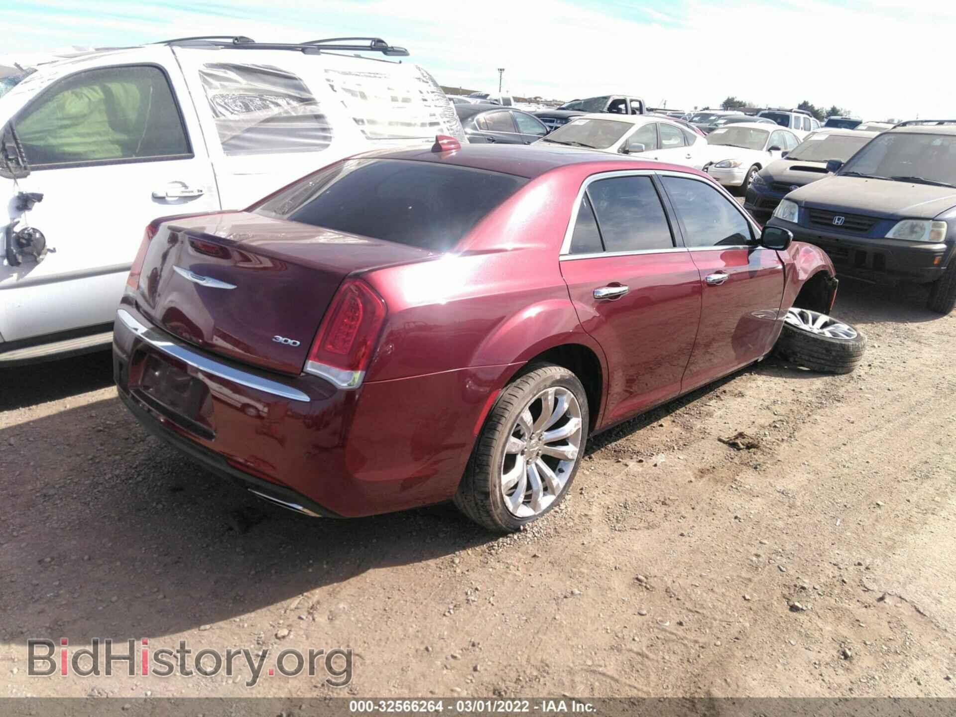 2019 CHRYSLER 300 - VIN: 2C3CCAEG7KH609766 - Фото 4