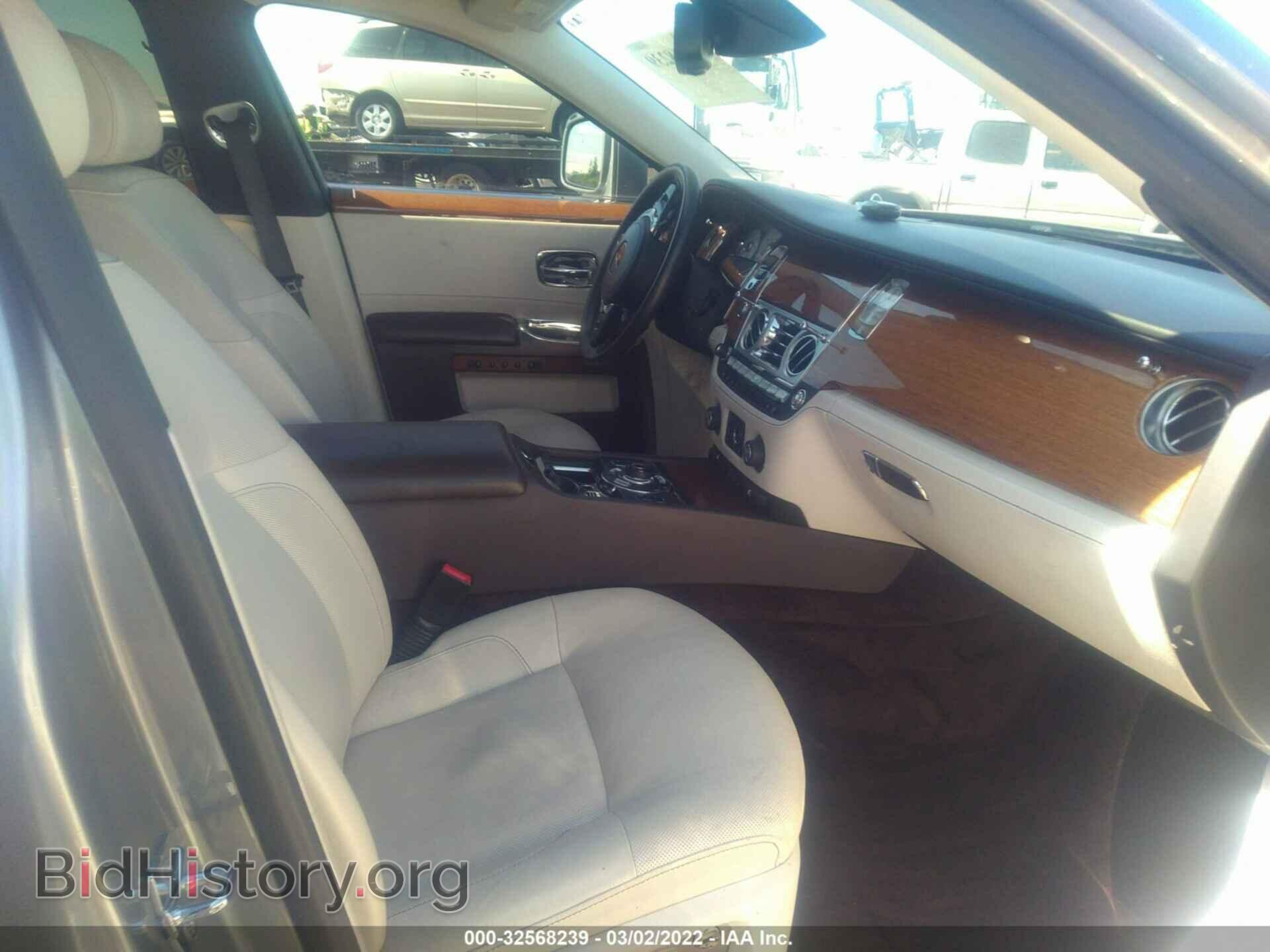 2011 ROLLS-ROYCE GHOST - VIN: SCA664S56BUX49574 - Фото 5