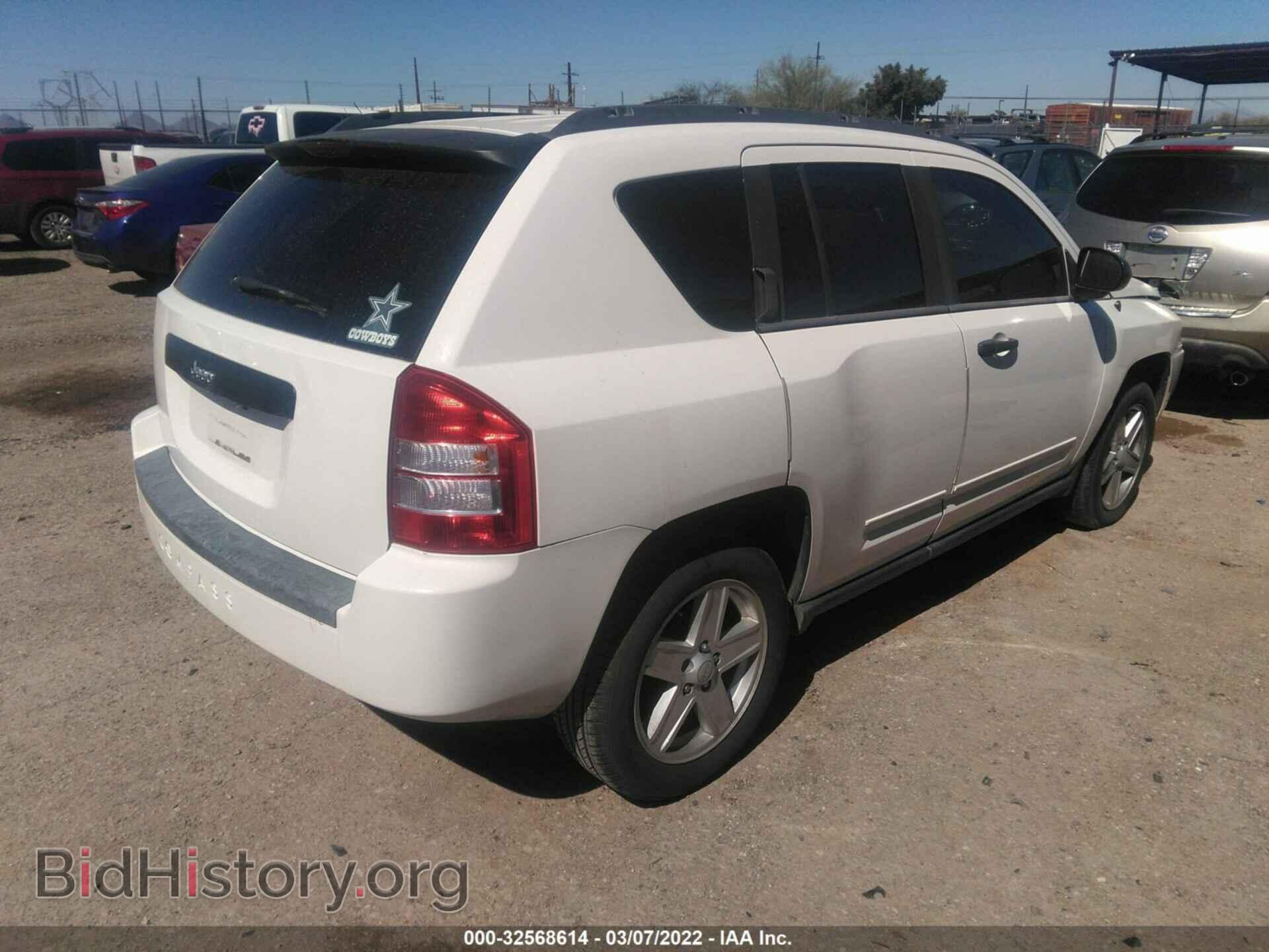 2009 JEEP COMPASS - VIN: 1J4FT47B39D211659 - Фото 4