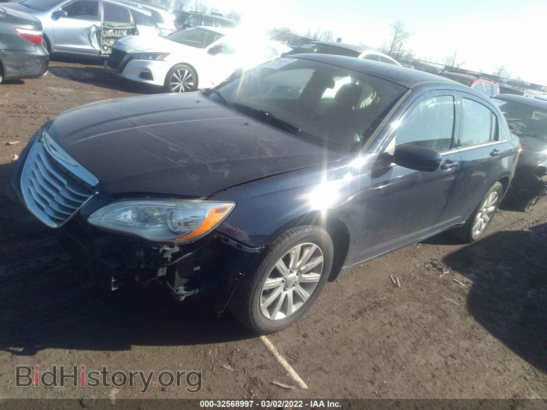 2013 CHRYSLER 200 - VIN: 1C3CCBBB0DN601713 - Фото 2