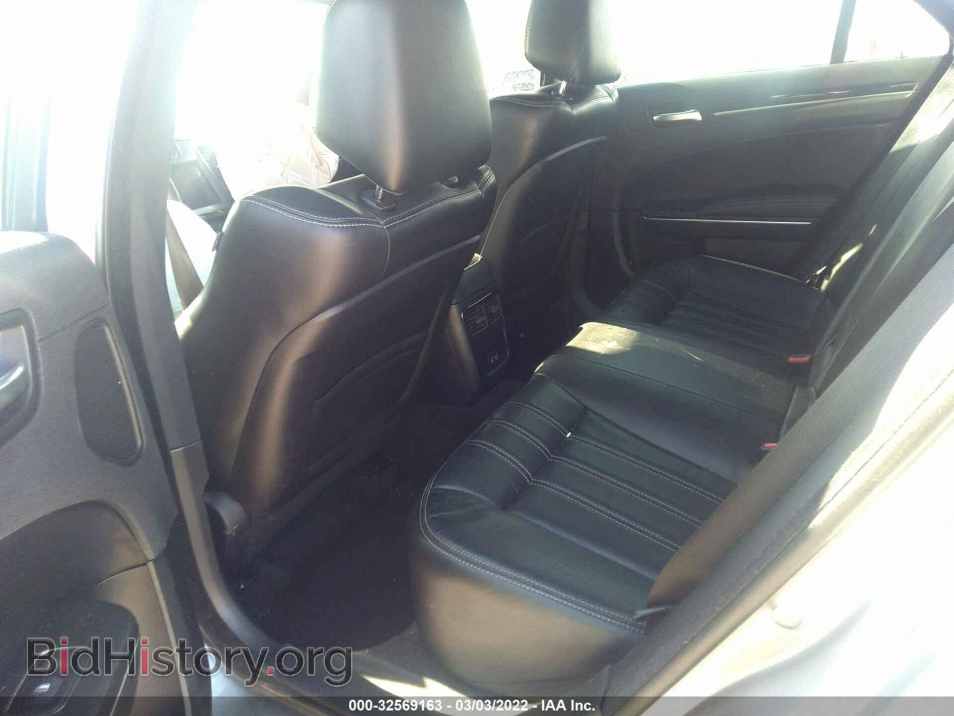 2017 CHRYSLER 300 - VIN: 2C3CCAGGXHH597490 - Фото 8