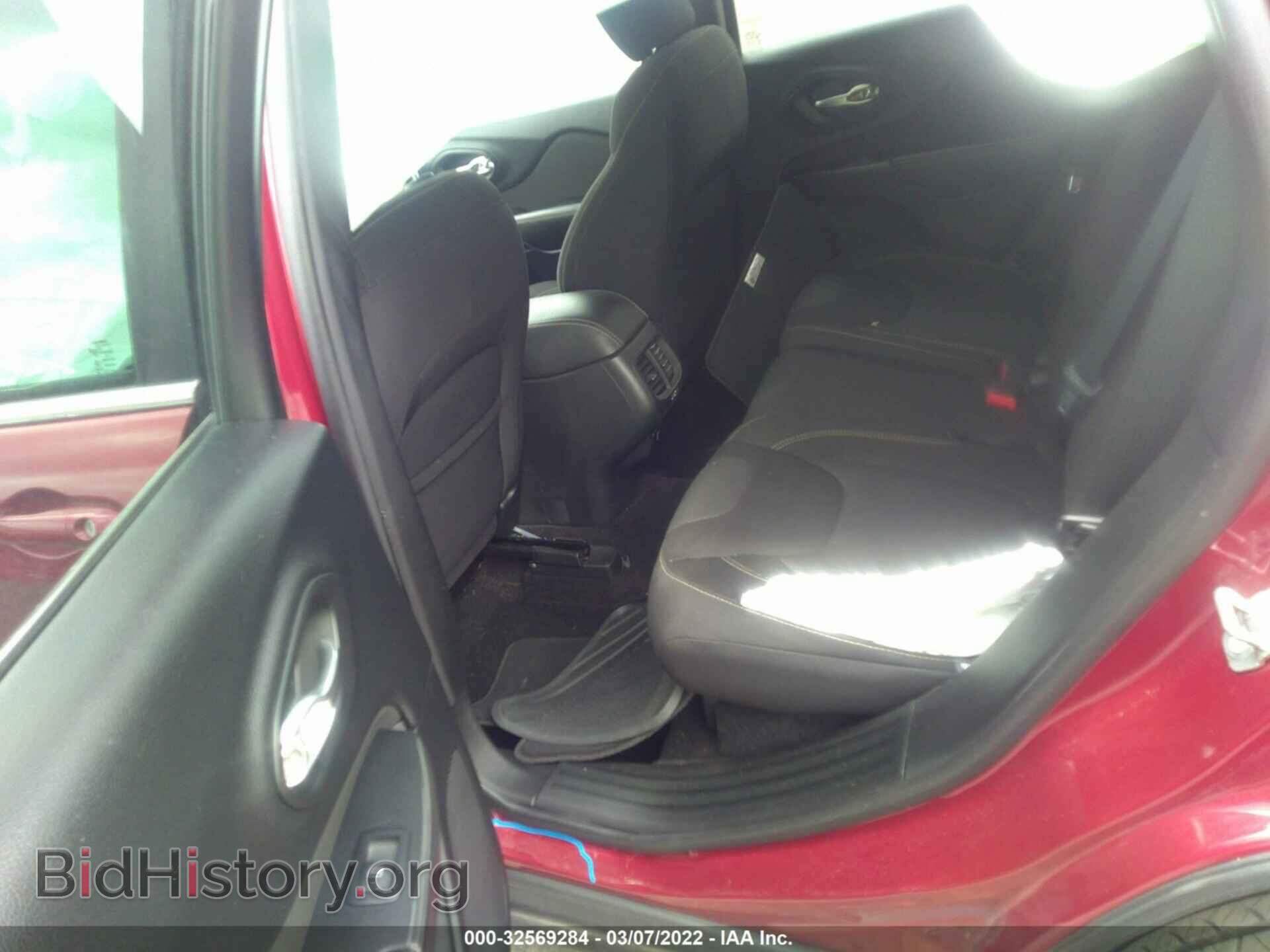 2017 JEEP CHEROKEE - VIN: 1C4PJLCB0HW534649 - Фото 8