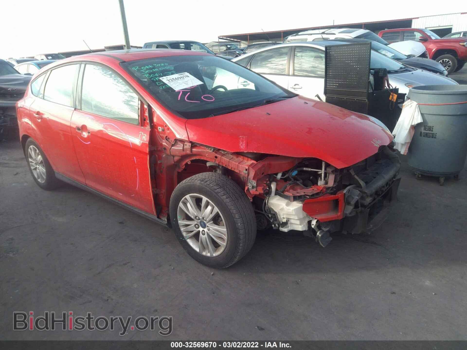 Photo 1FAHP3M26CL382555 - FORD FOCUS 2012
