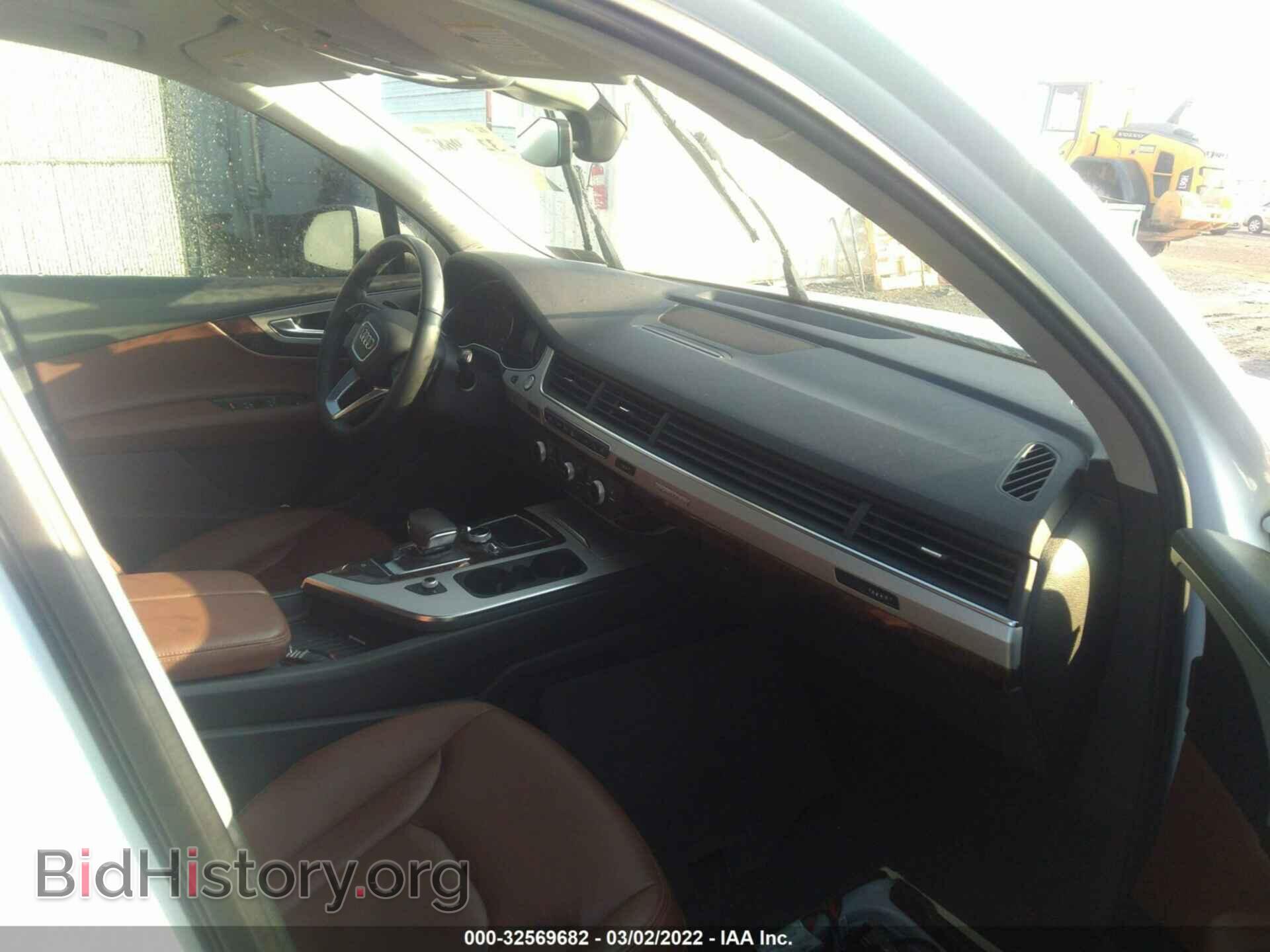 2018 AUDI Q7 - VIN: WA1AHAF71JD022794 - Фото 5
