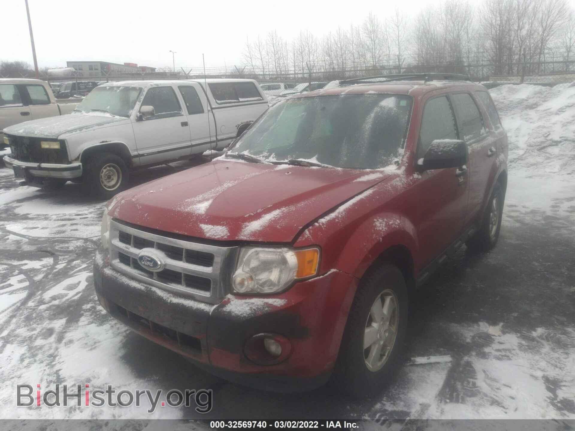 2011 FORD ESCAPE - VIN: 1FMCU9DG6BKB40117 - Фото 2