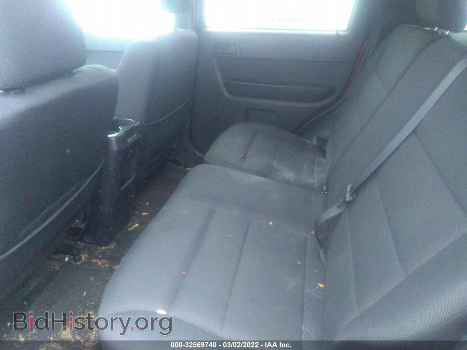 2011 FORD ESCAPE - VIN: 1FMCU9DG6BKB40117 - Фото 8