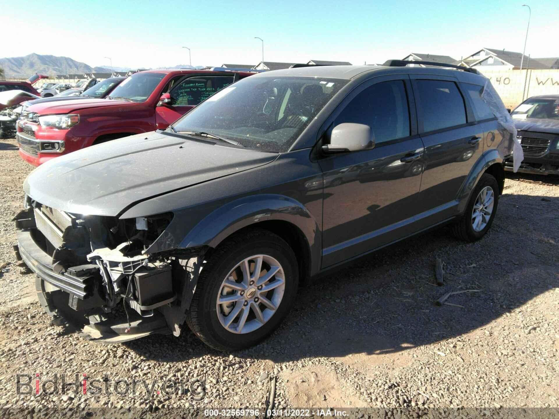 2019 DODGE JOURNEY - VIN: 3C4PDCBB4KT751496 - Photo 2