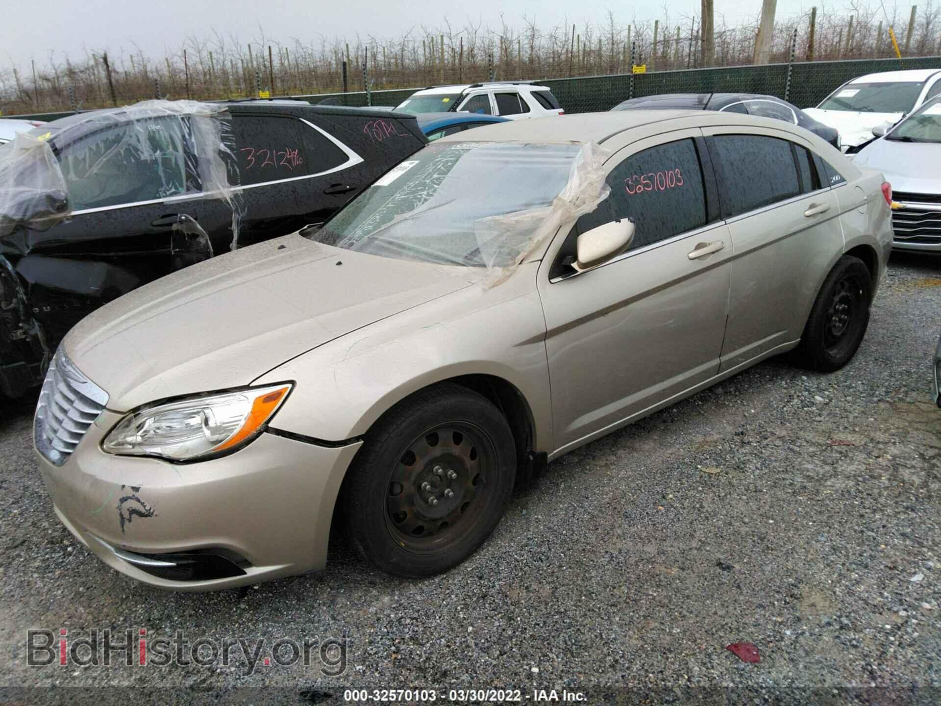2013 CHRYSLER 200 - VIN: 1C3CCBAB1DN641669 - Фото 2