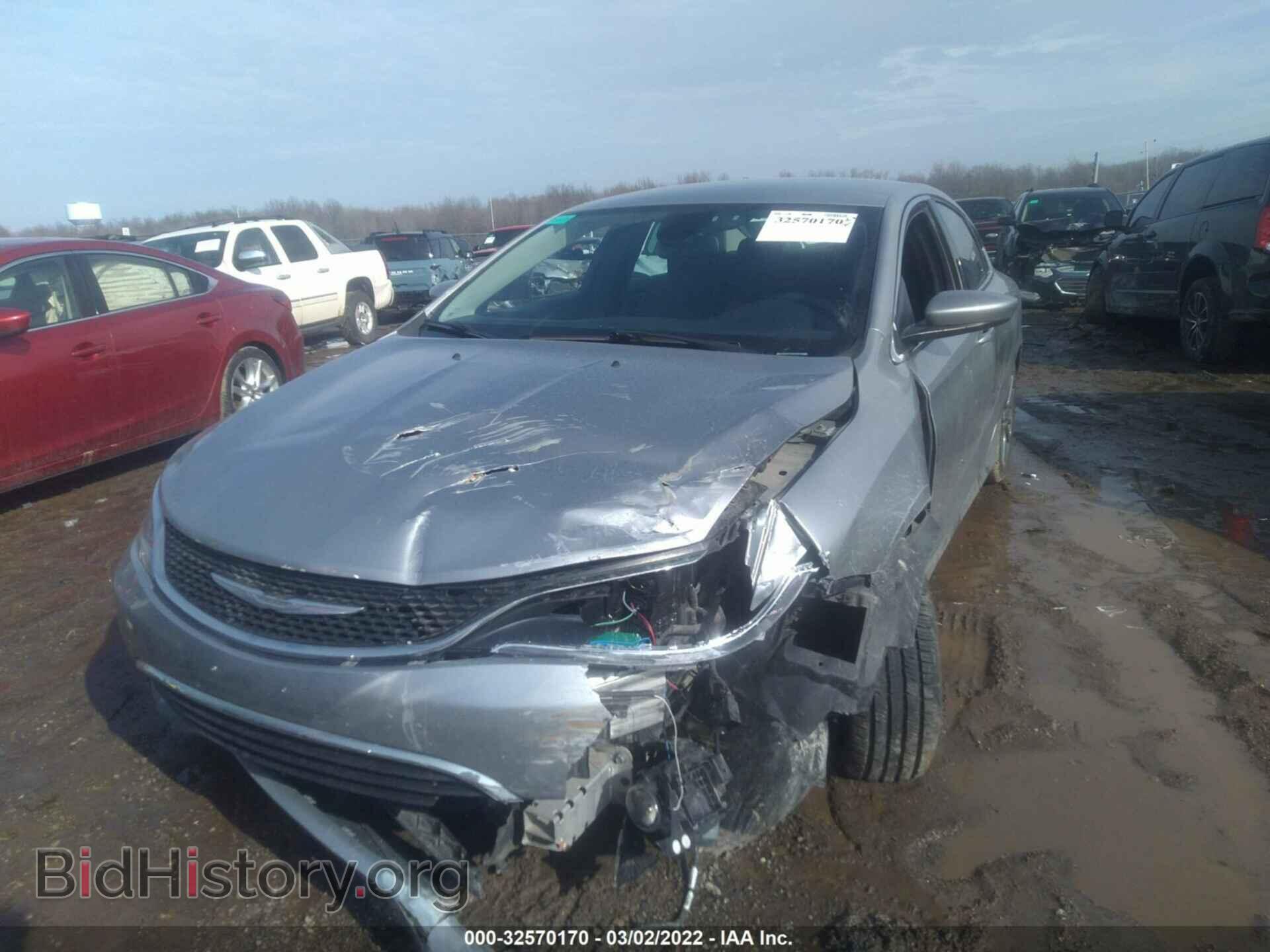 2015 CHRYSLER 200 - VIN: 1C3CCCAB7FN579977 - Photo 2
