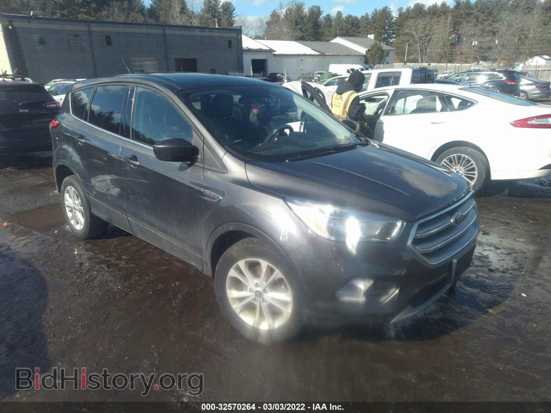 Фотография 1FMCU9GD1HUC36686 - FORD ESCAPE 2017