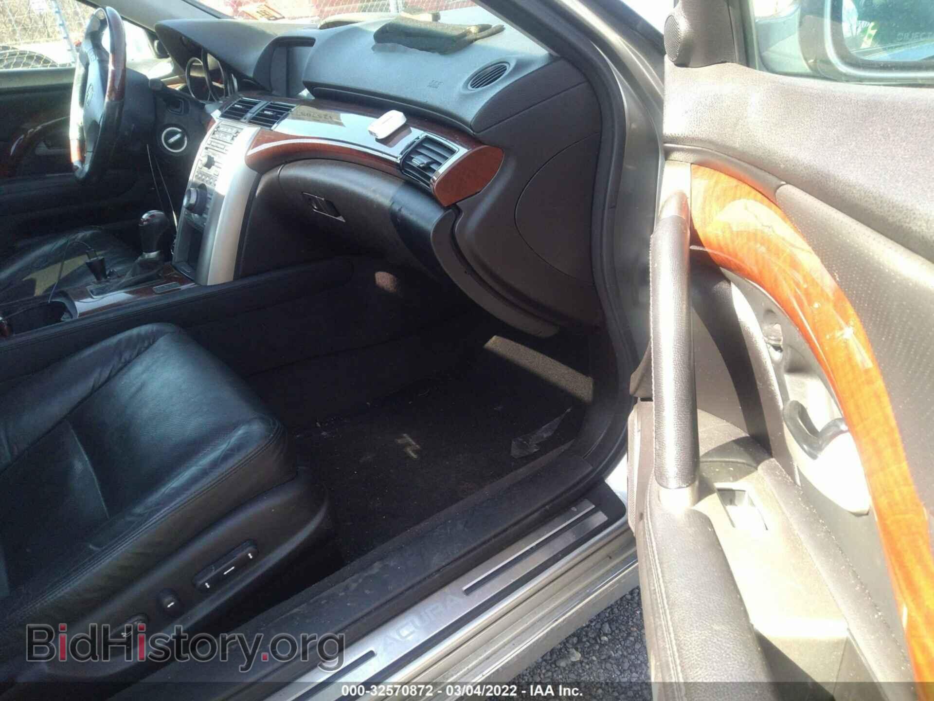 2010 ACURA RL - VIN: JH4KB2F64AC001029 - Photo 5