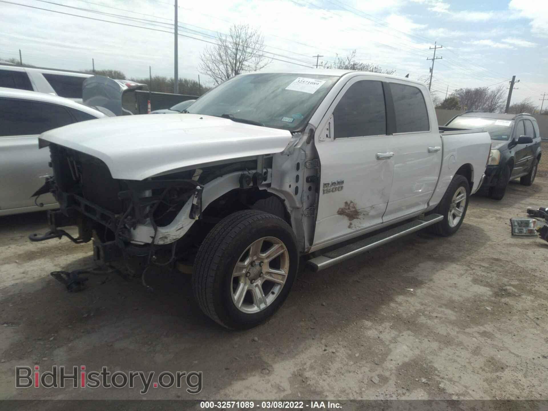 2018 RAM 1500 - VIN: 1C6RR6LT0JS207278 - Фото 2