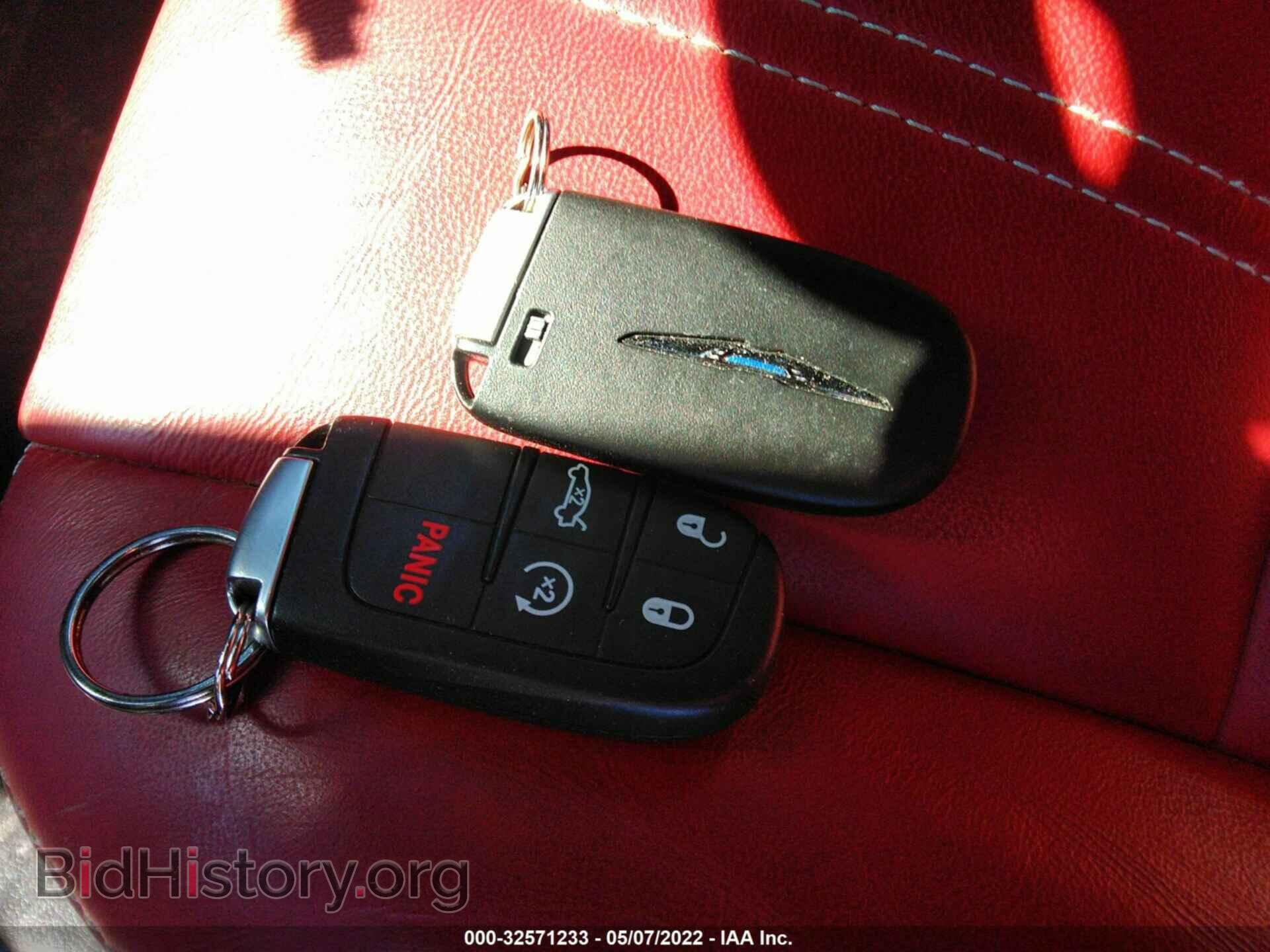 2020 CHRYSLER 300 - VIN: 2C3CCABG3LH234920 - Фото 11