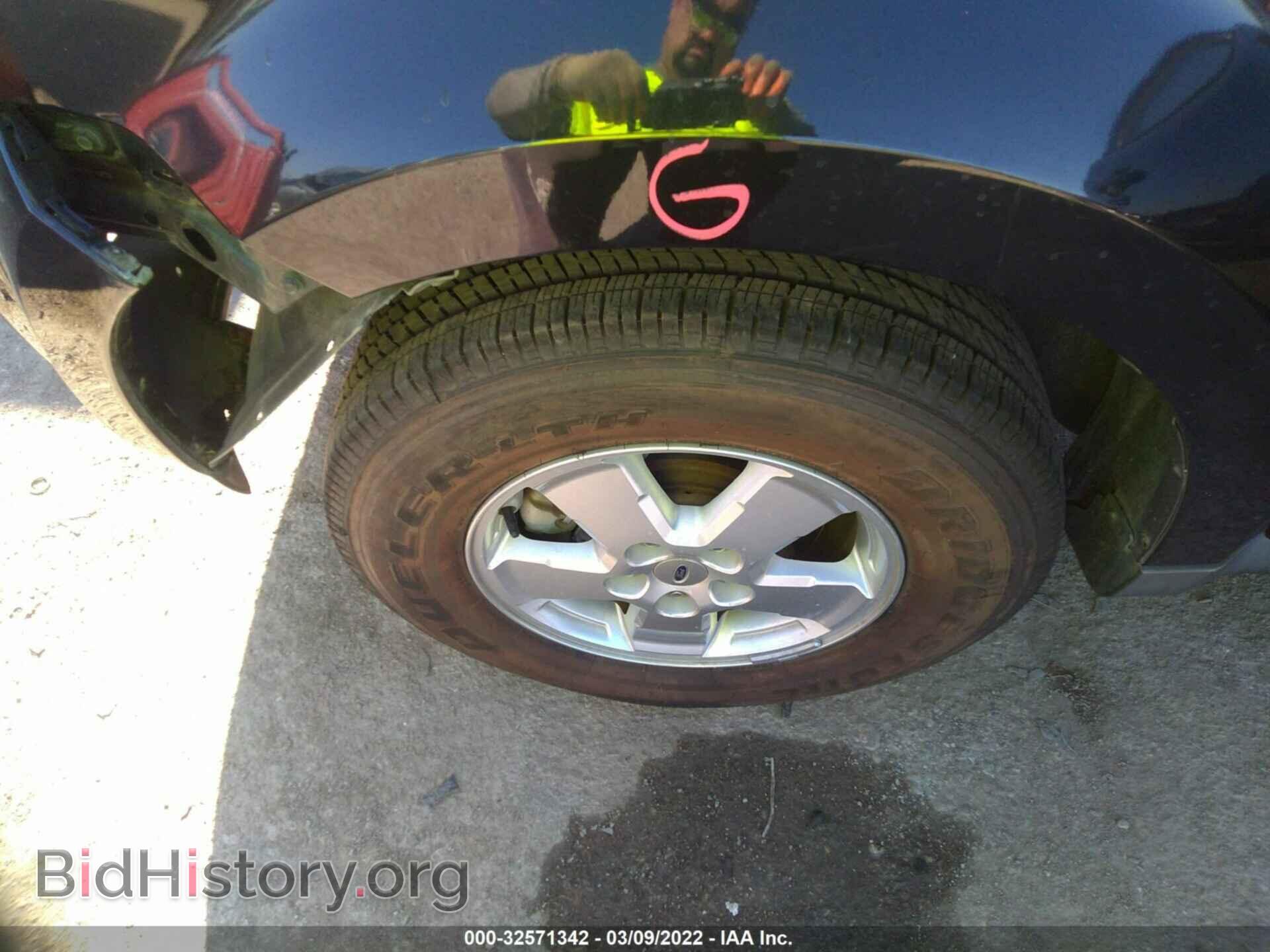 2011 FORD ESCAPE - VIN: 1FMCU0DG0BKA07056 - Photo 12