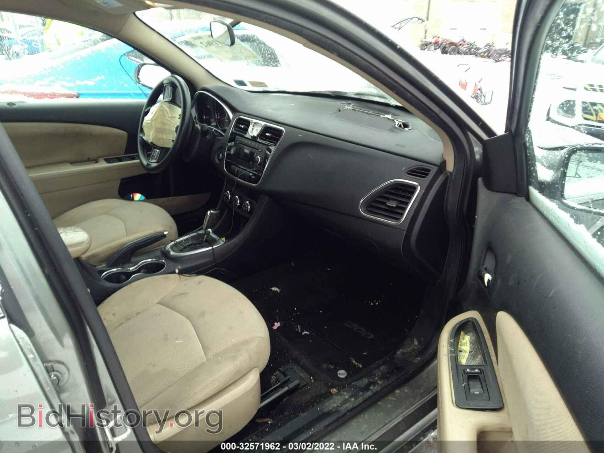 2012 CHRYSLER 200 - VIN: 1C3CCBAB3CN274160 - Photo 5