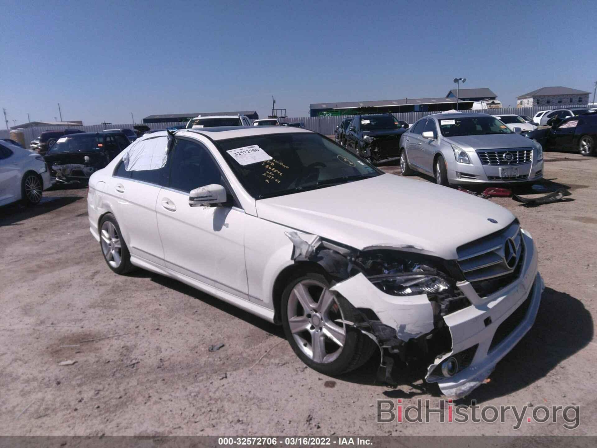 Photo WDDGF8BBXAF426969 - MERCEDES-BENZ C-CLASS 2010