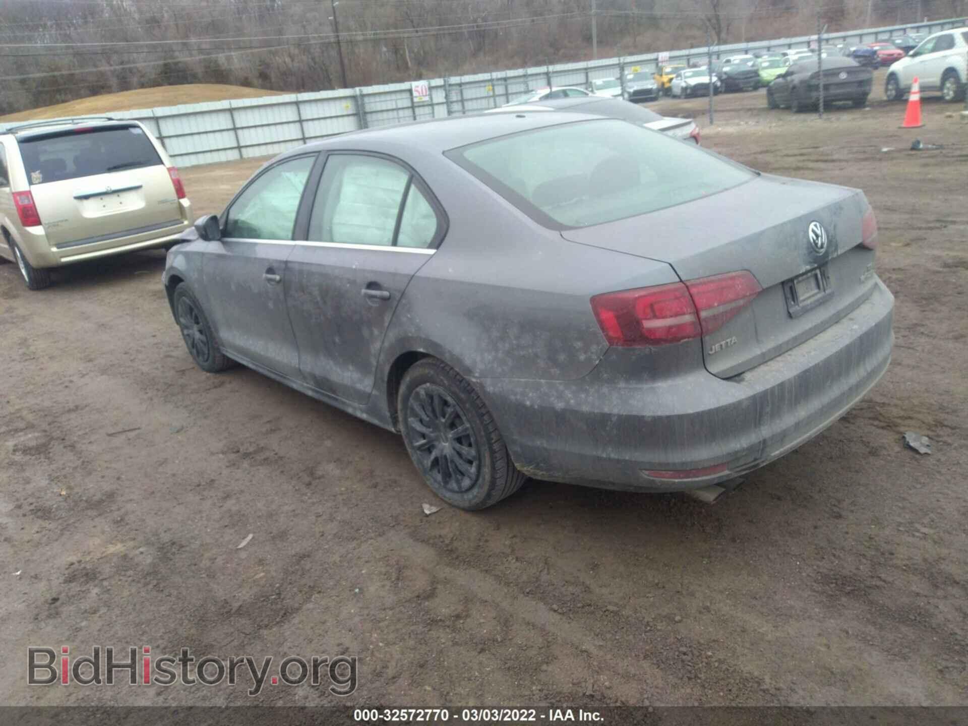 2017 VOLKSWAGEN JETTA - VIN: 3VW2B7AJ6HM243093 - Фото 3