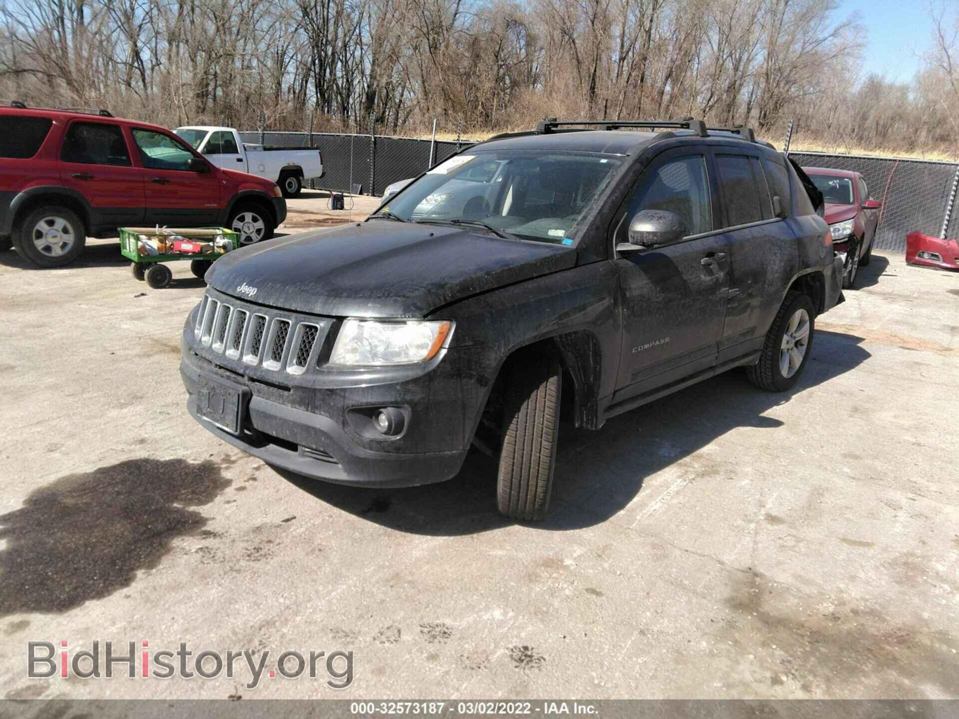 2011 JEEP COMPASS - VIN: 1J4NT1FB9BD155812 - Photo 2