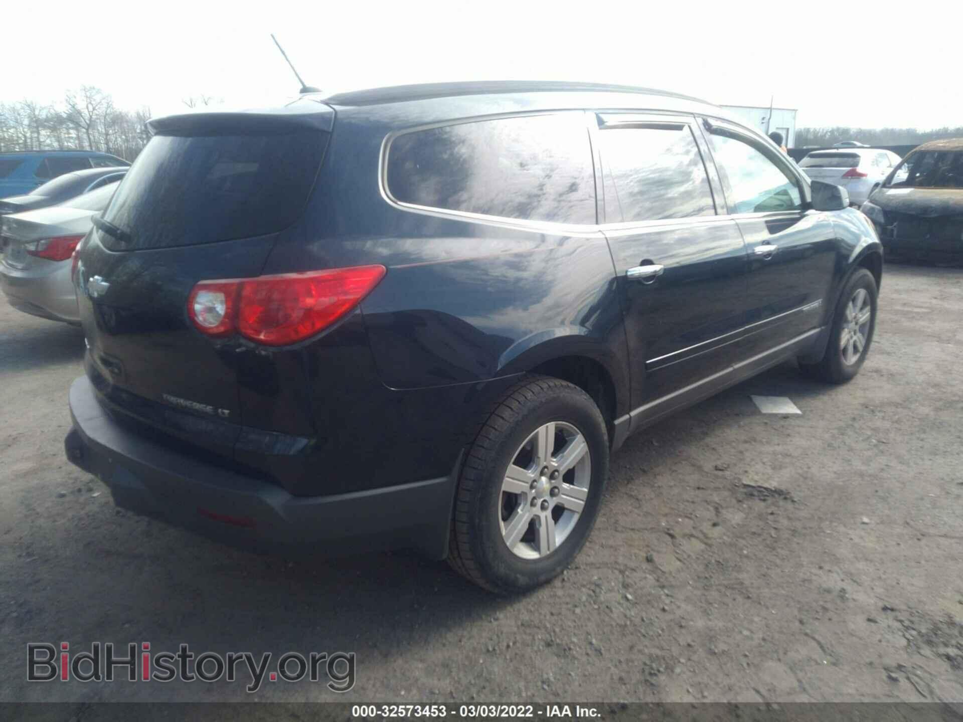 2009 CHEVROLET TRAVERSE - VIN: 1GNER23D49S131124 - Фото 4