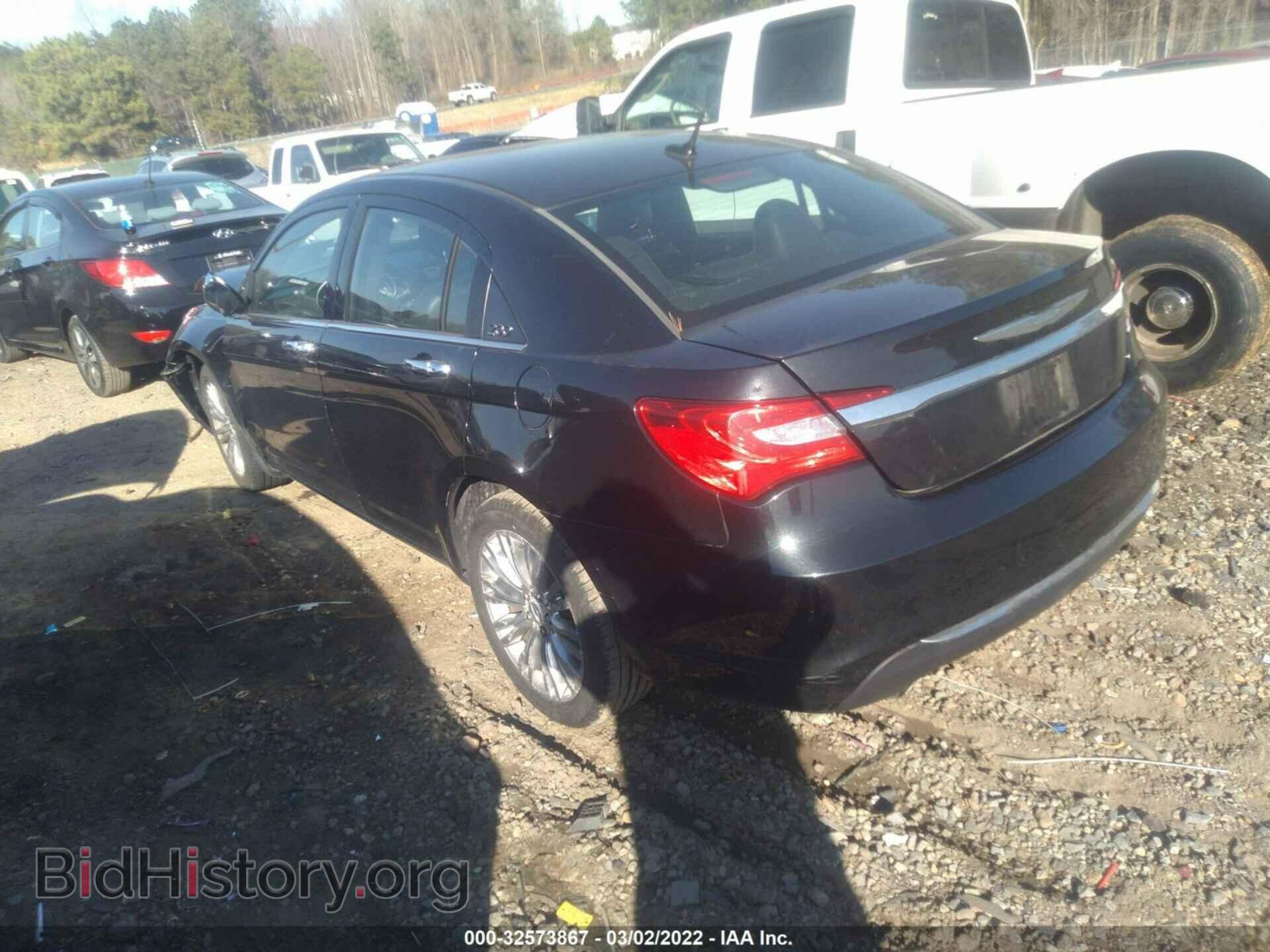 2011 CHRYSLER 200 - VIN: 1C3BC2FG1BN520573 - Фото 3