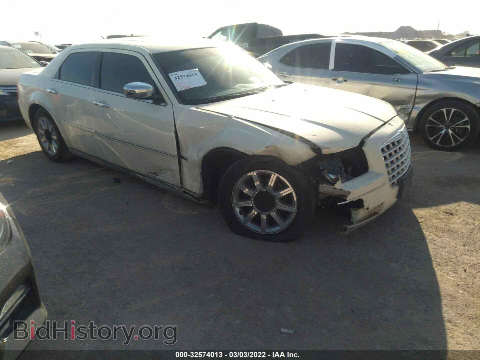 Photo 2C3CA5CV6AH149772 - CHRYSLER 300 2010
