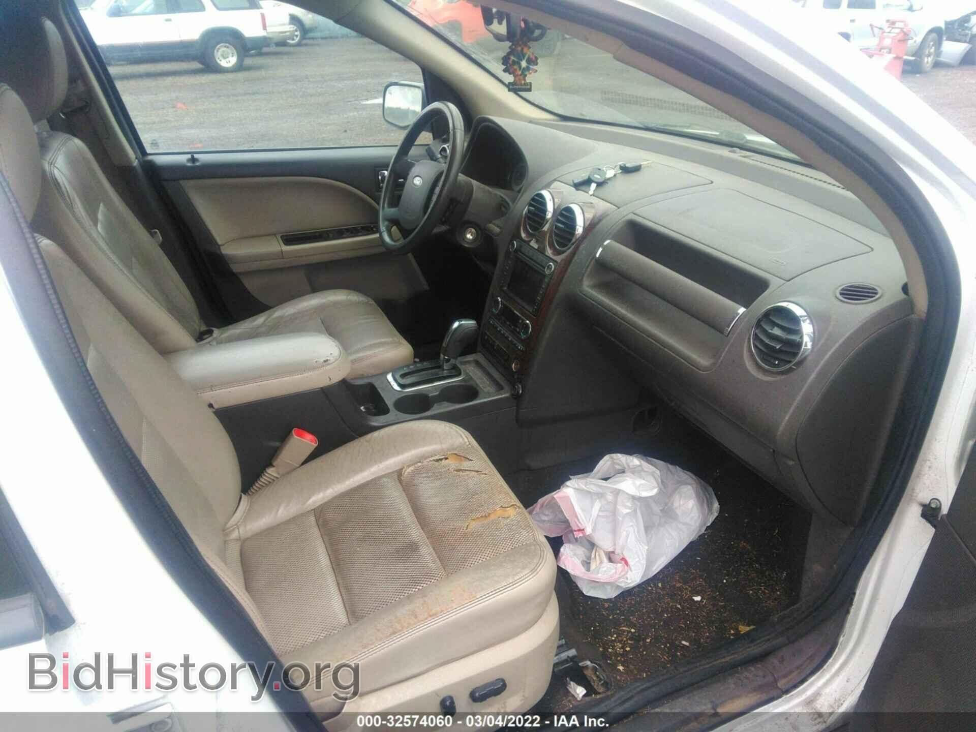 2008 FORD TAURUS X - VIN: 1FMDK06W88GA09406 - Фото 5