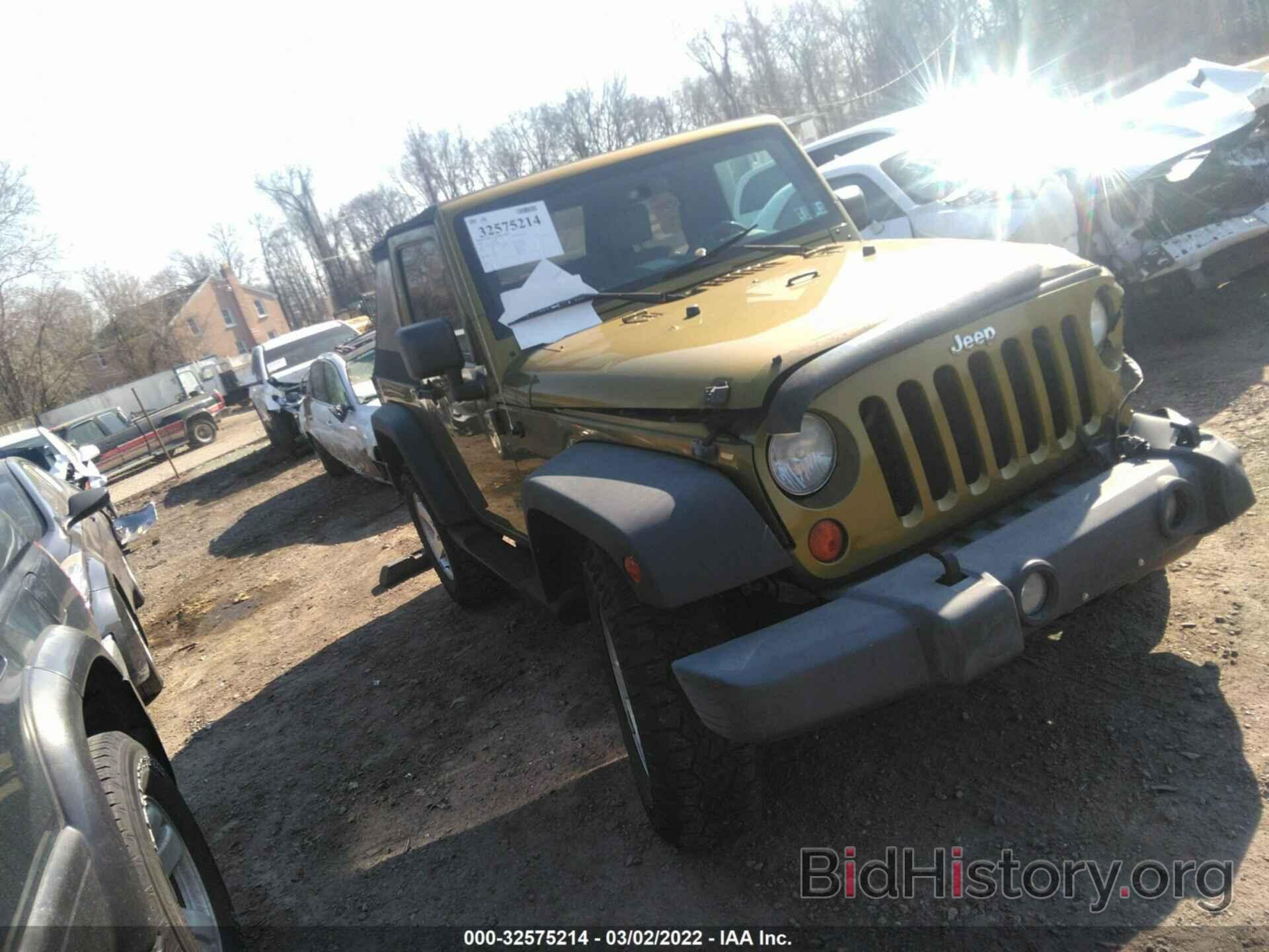 Фотография 1J4FA24167L203998 - JEEP WRANGLER 2007