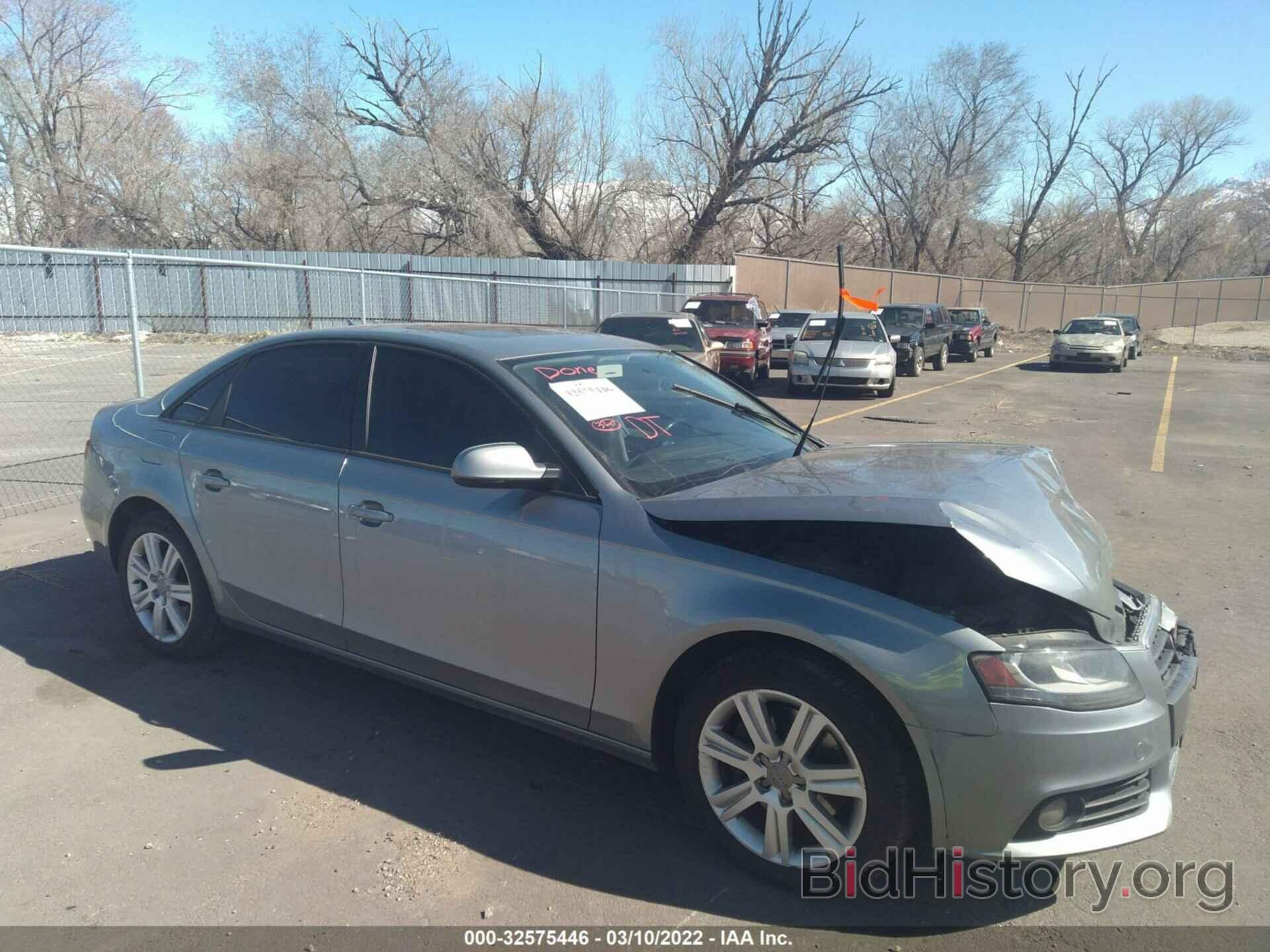 Photo WAUBFAFL6AA049386 - AUDI A4 2010