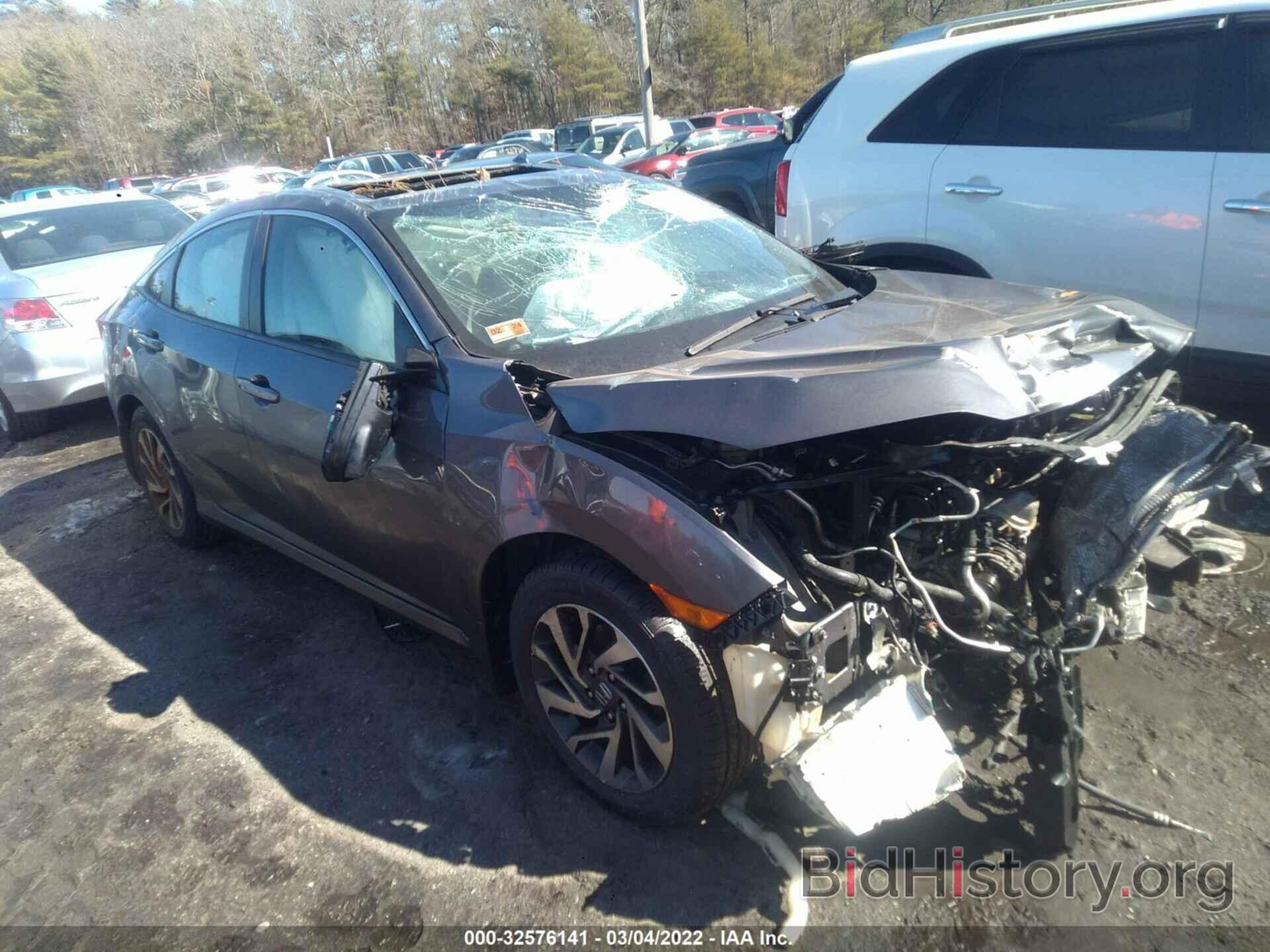 Photo 19XFC2F7XHE228821 - HONDA CIVIC SEDAN 2017