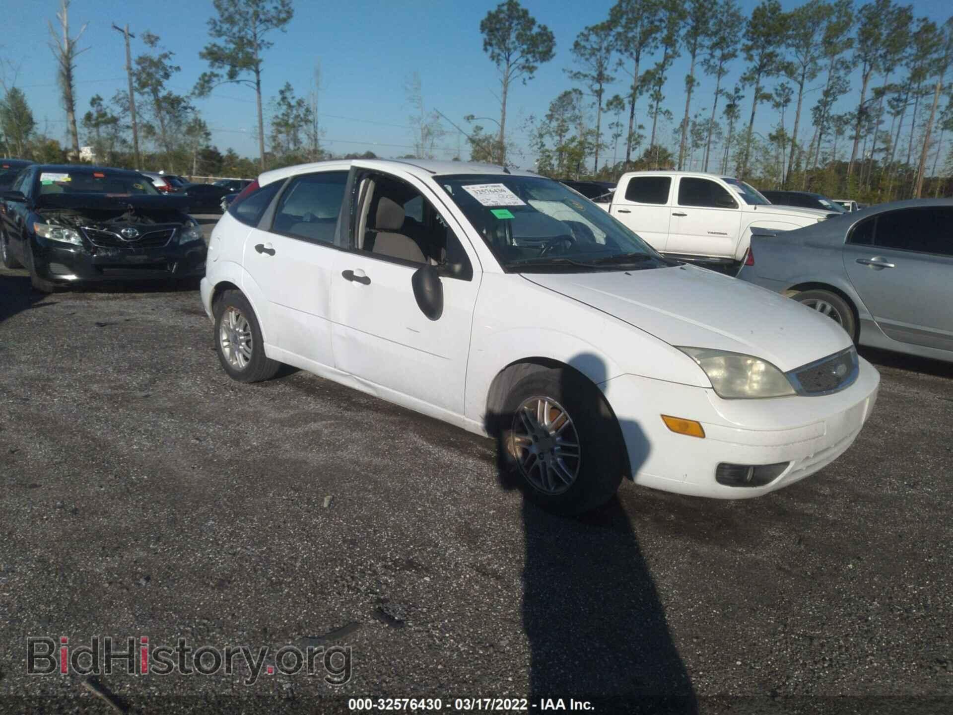 Фотография 1FAFP37NX7W174017 - FORD FOCUS 2007