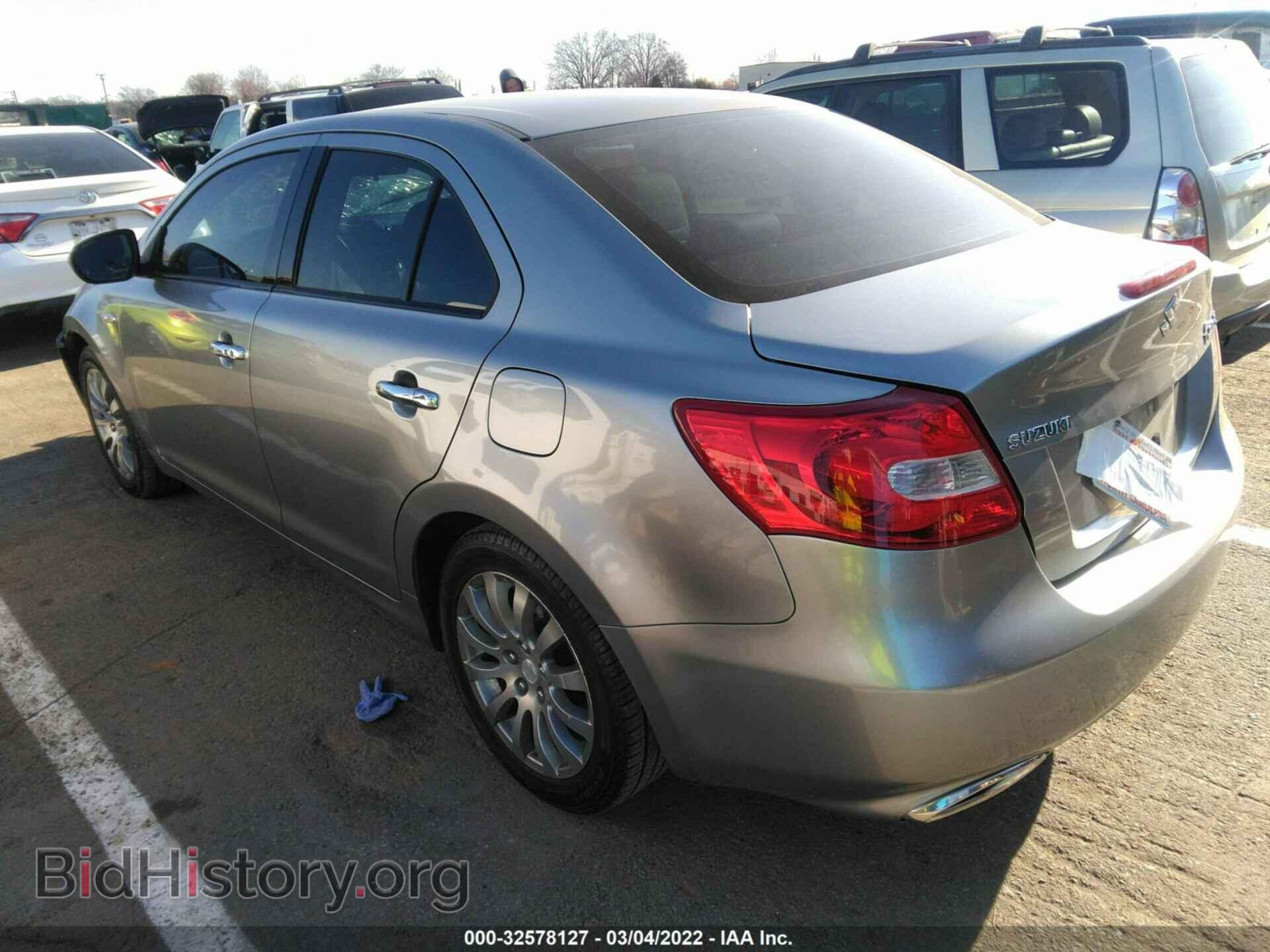 2010 SUZUKI KIZASHI - VIN: JS2RE9A37A6100834 - Photo 3