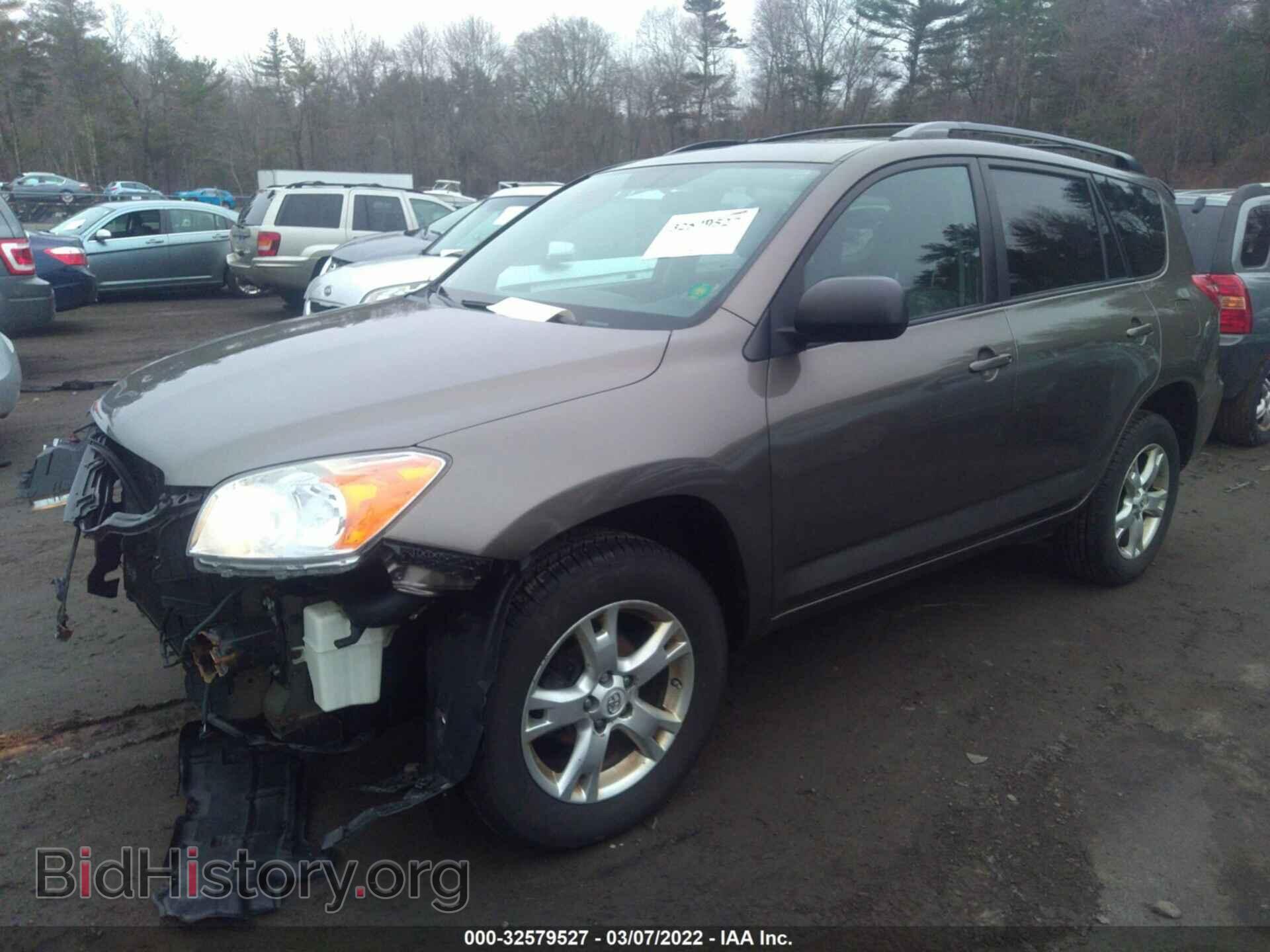 2011 TOYOTA RAV4 - VIN: 2T3BF4DV2BW118781 - Фото 2