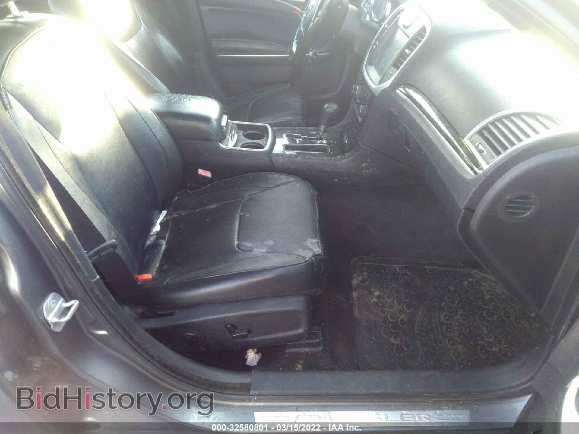 2012 CHRYSLER 300 - VIN: 2C3CCAET7CH136594 - Фото 5