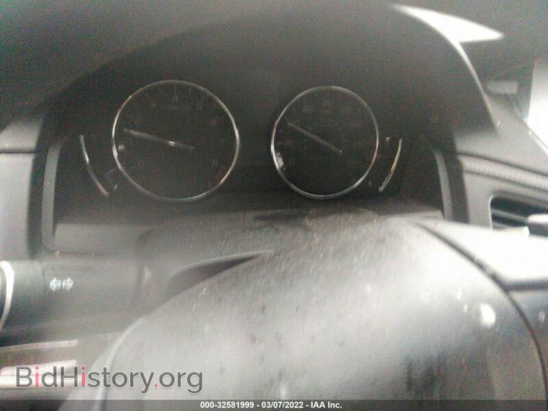 2014 Acura RLX (VIN JH4KC1F54EC007076) — photo 7 of 14