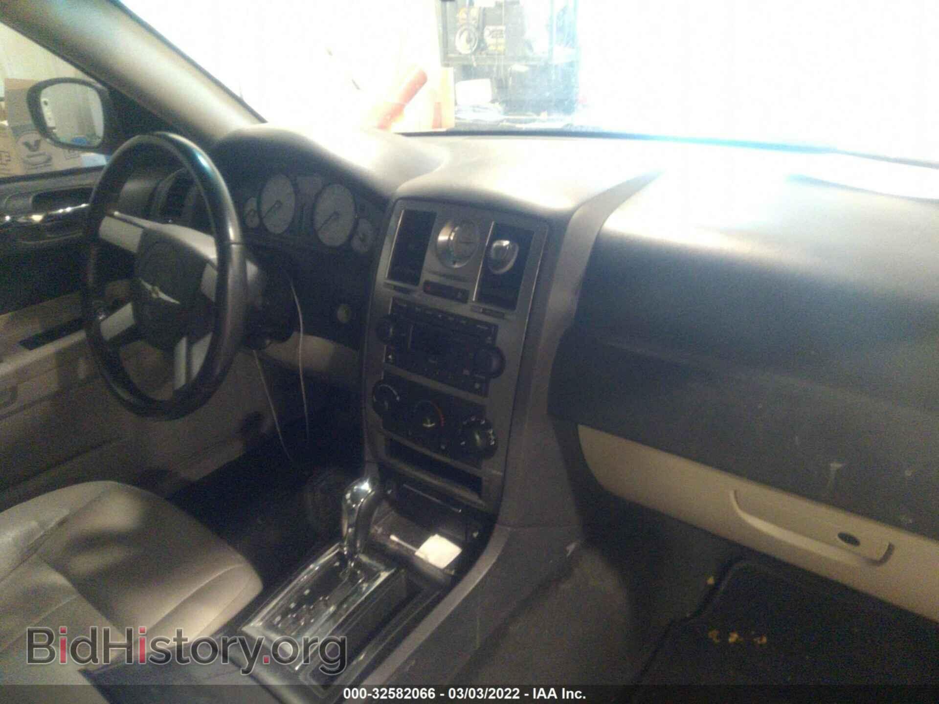 2006 CHRYSLER 300 - VIN: 2C3KA53G76H445534 - Фото 5