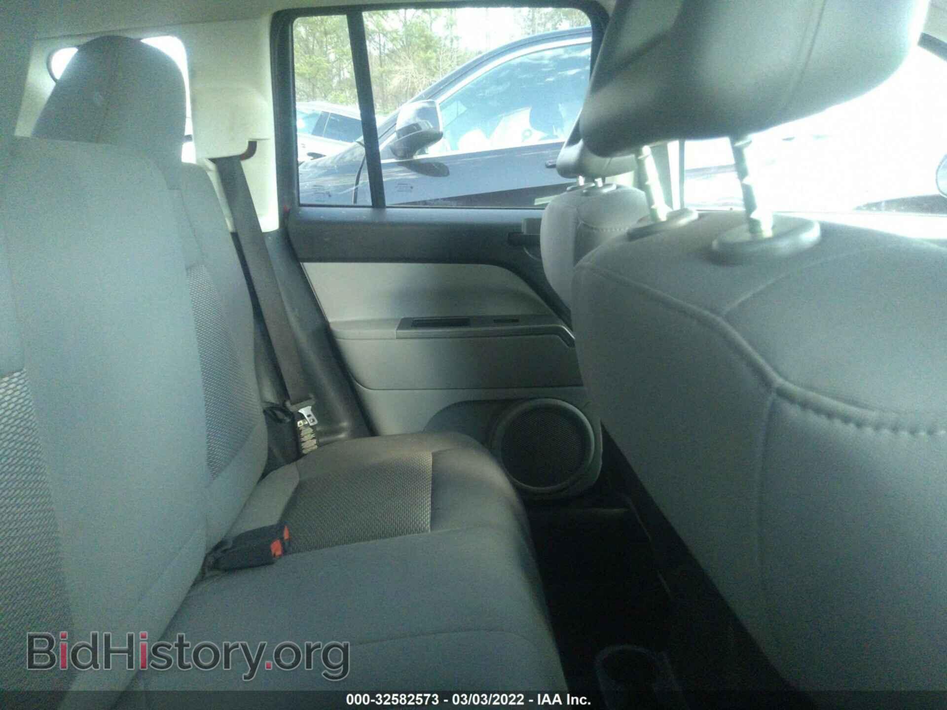 2007 JEEP COMPASS - VIN: 1J8FT47017D261180 - Фото 8