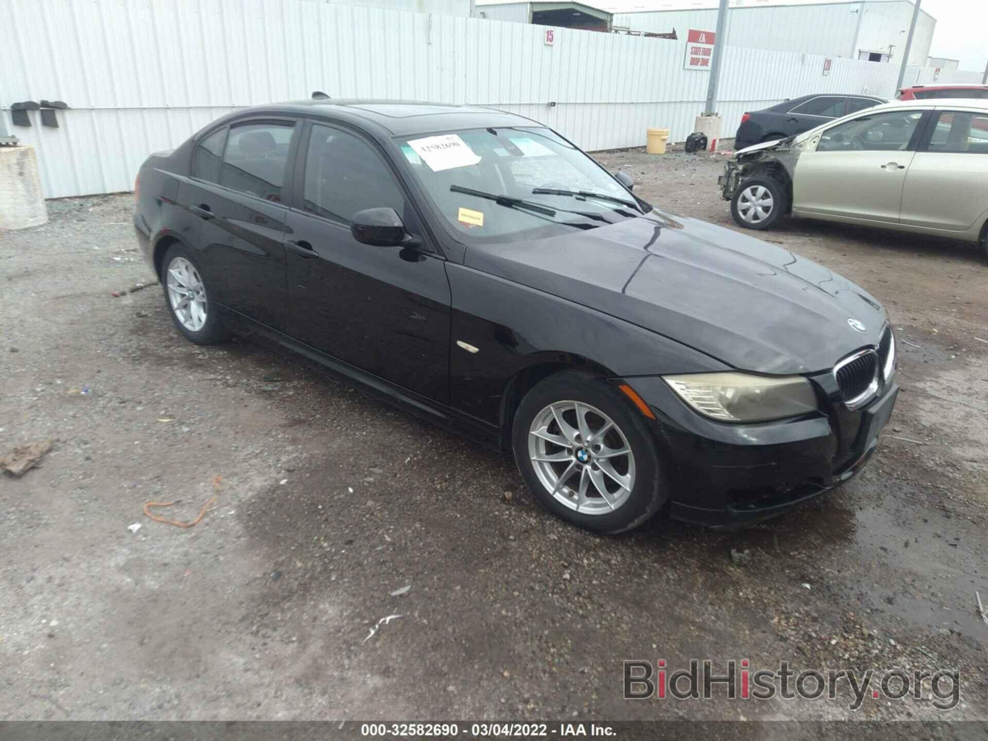 Photo WBAPH7G58ANM51924 - BMW 3 SERIES 2010