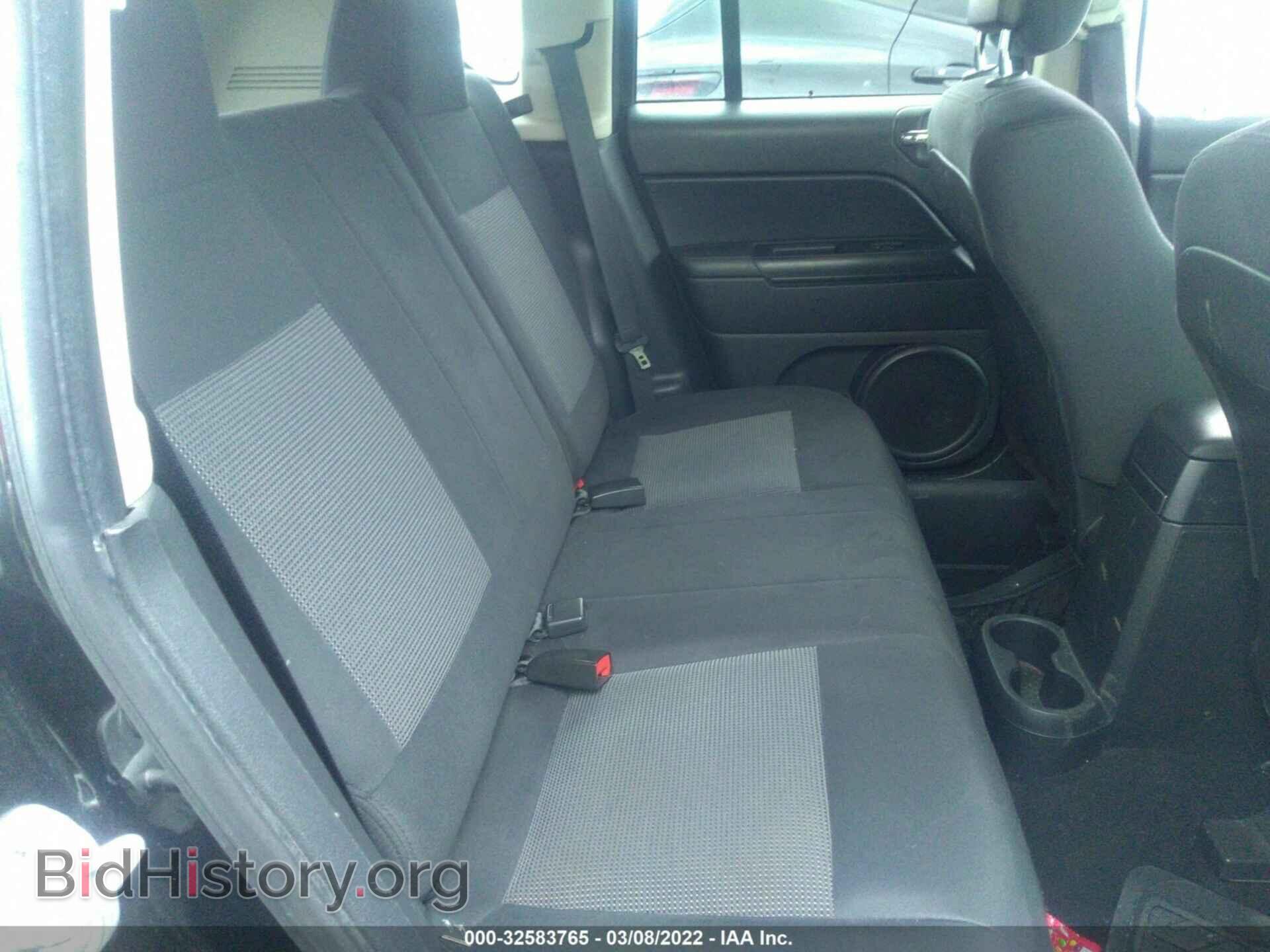 2011 JEEP COMPASS - VIN: 1J4NT1FB2BD139581 - Фото 8