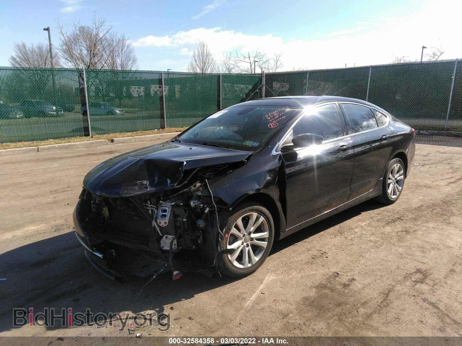 2016 CHRYSLER 200 - VIN: 1C3CCCAB5GN142013 - Фото 2